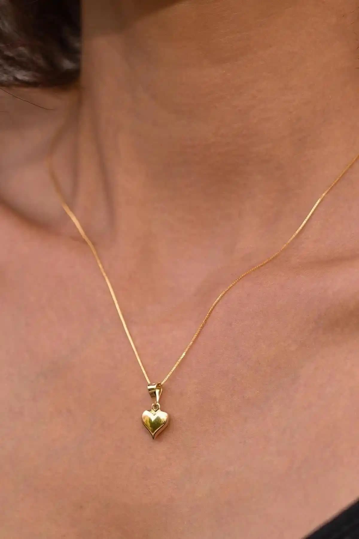 Bayar Gold 14 Ayar Altın Kalp ve Valentin Zincir Kolye Karşılaştırması