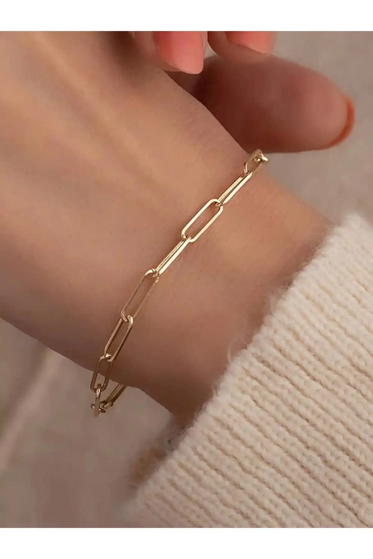Bayar Gold 14 Ayar Sarı Altın Ataş Bileklik Güvenilir ve Zarif Takı Seçeneği