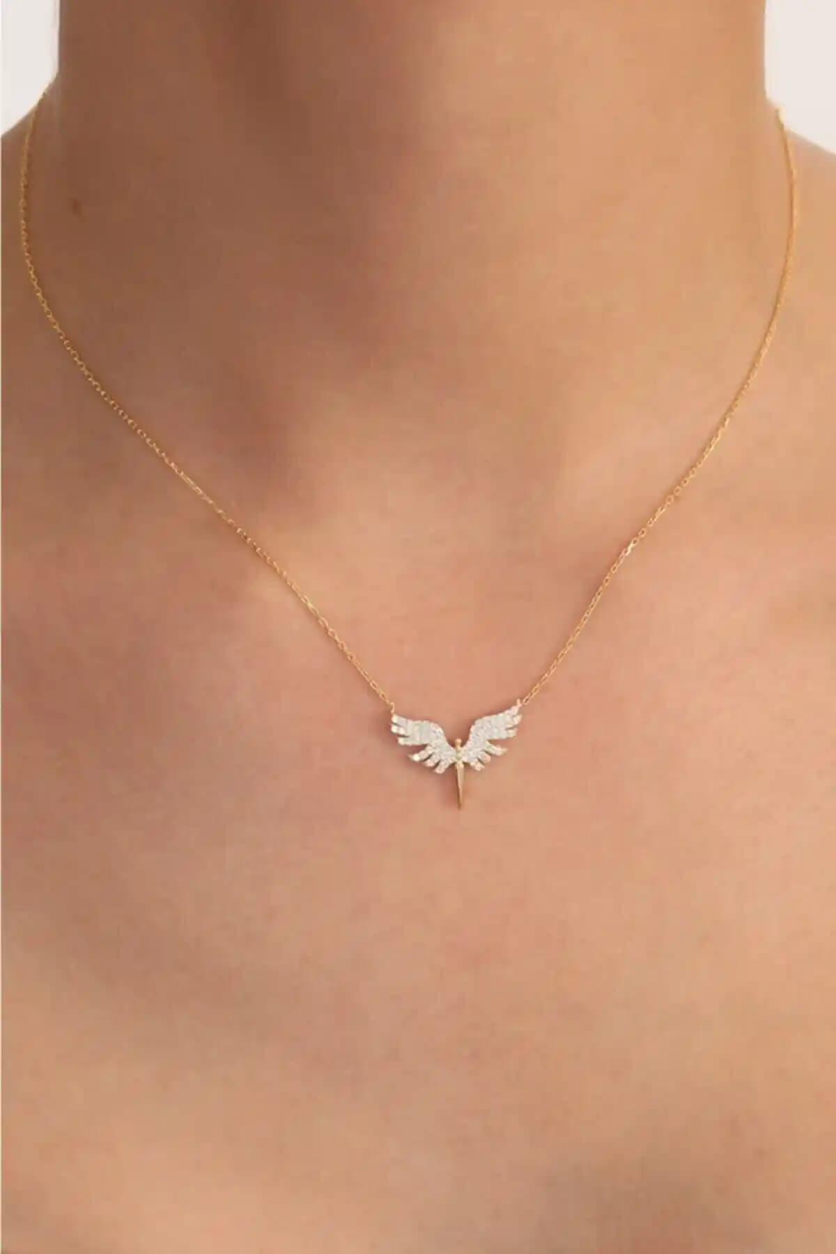 Bilsen Store ve Takı Tak Silver Mikail Gümüş Kolye Karşılaştırması