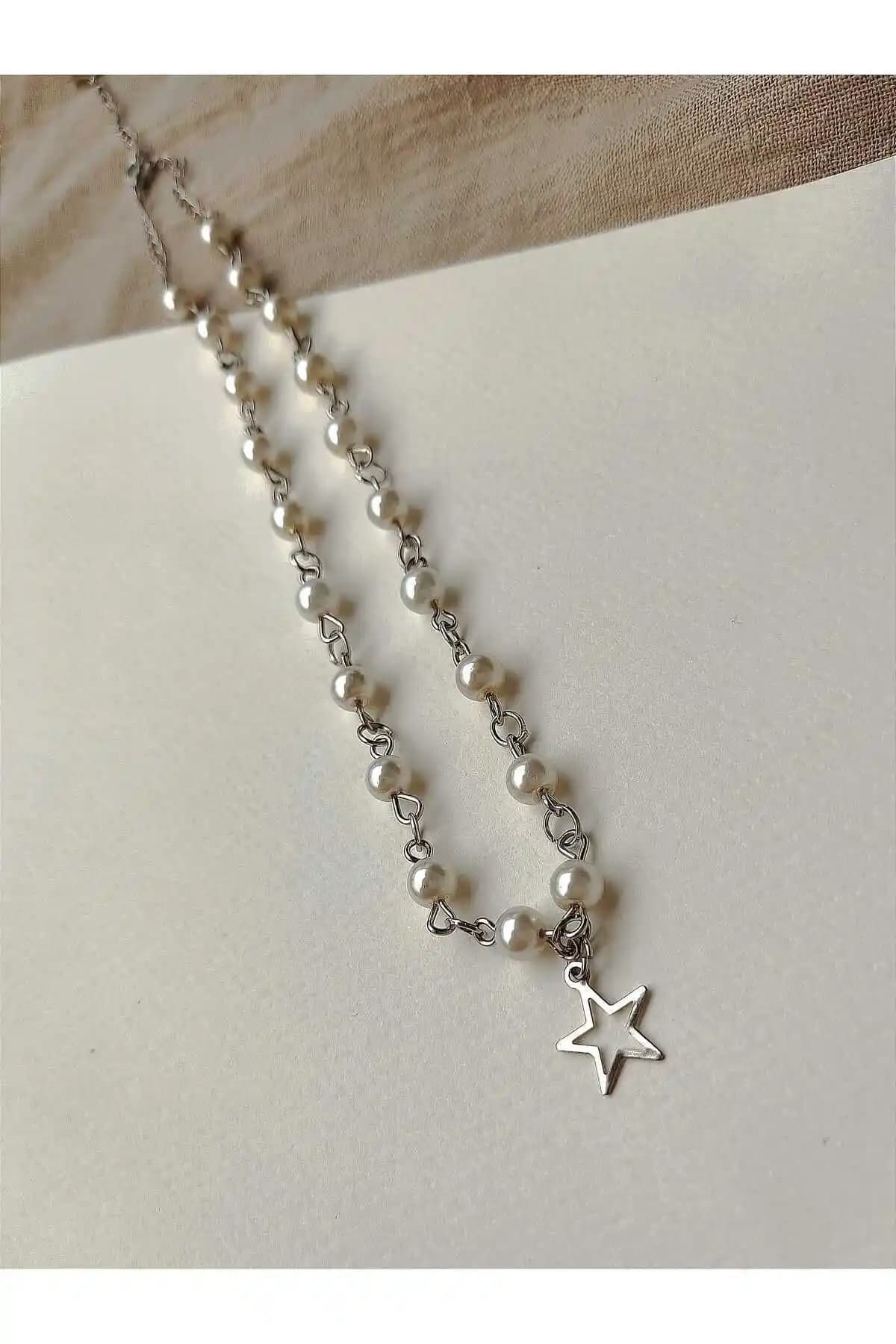 Capella Fairycore İncili Yıldızlı Kolye: Zarif ve Şık Tasarımıyla Günlük ve Özel Kullanım İçin