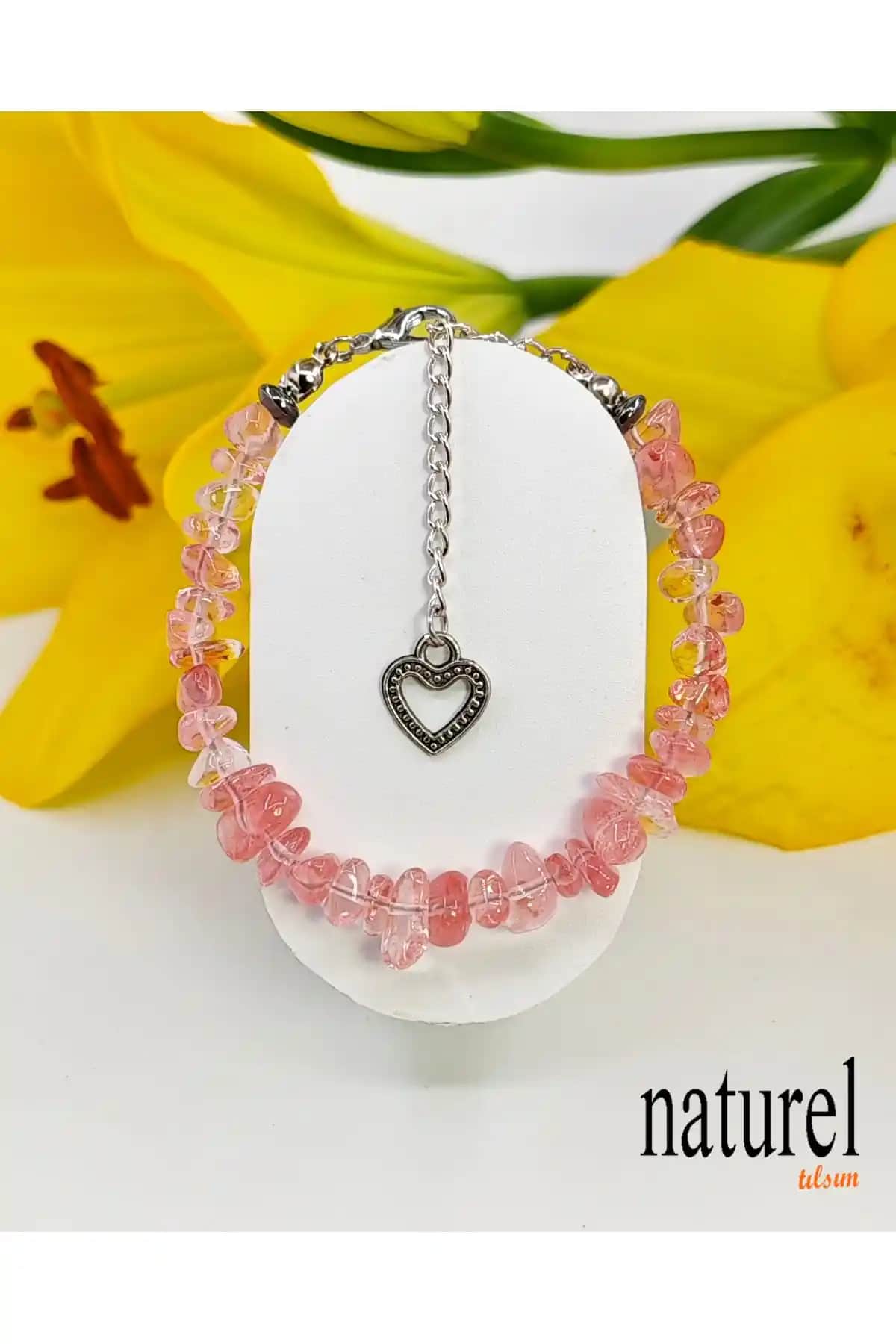 Doğal Taş Bileklikleri Karşılaştırması: Gül ve Pembe Kuvars Seçenekleri