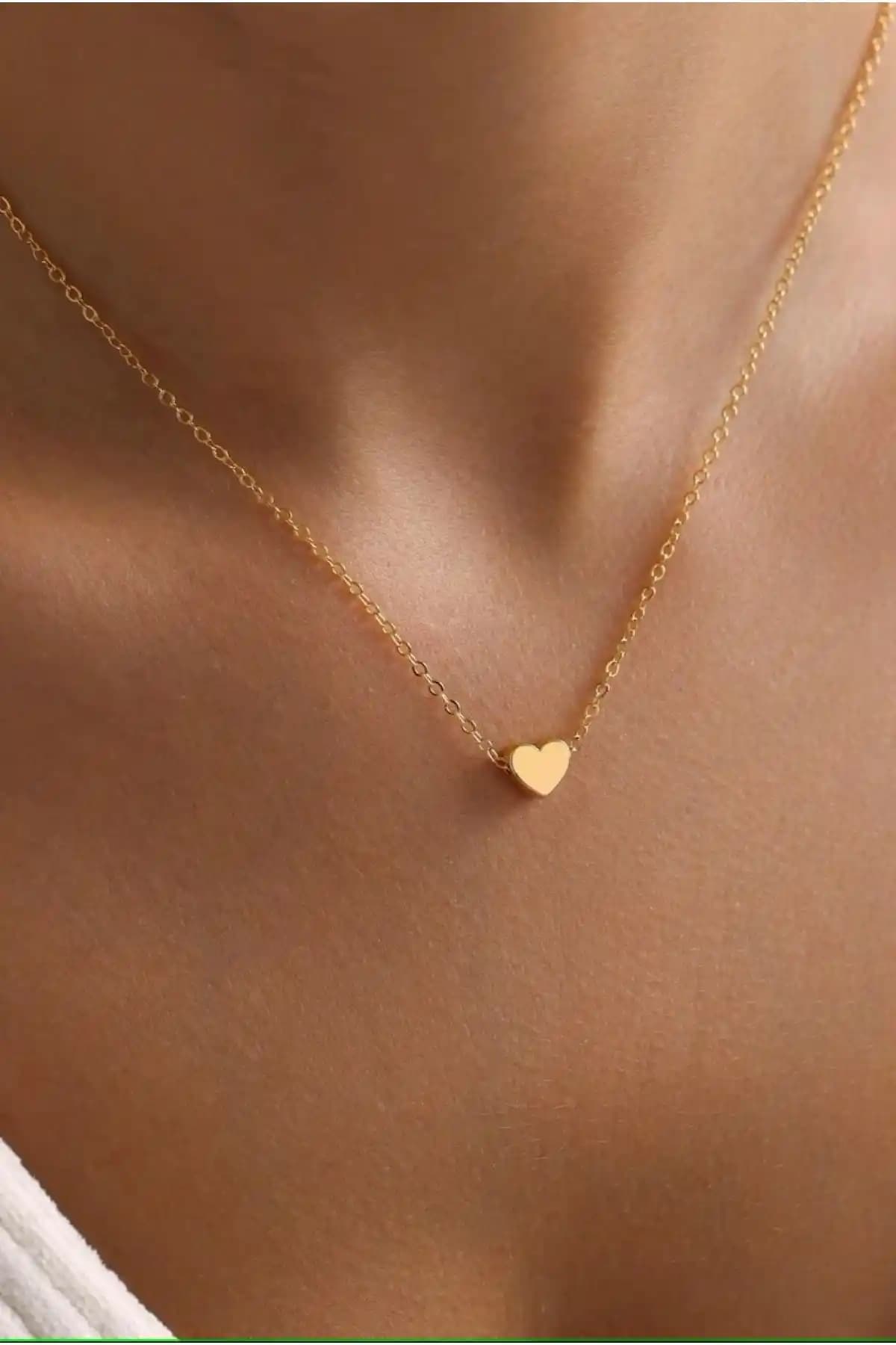 EK Design Minimal Kalpli Kolye: Günlük Kullanım İçin Zarif ve Dayanıklı Aksesuar