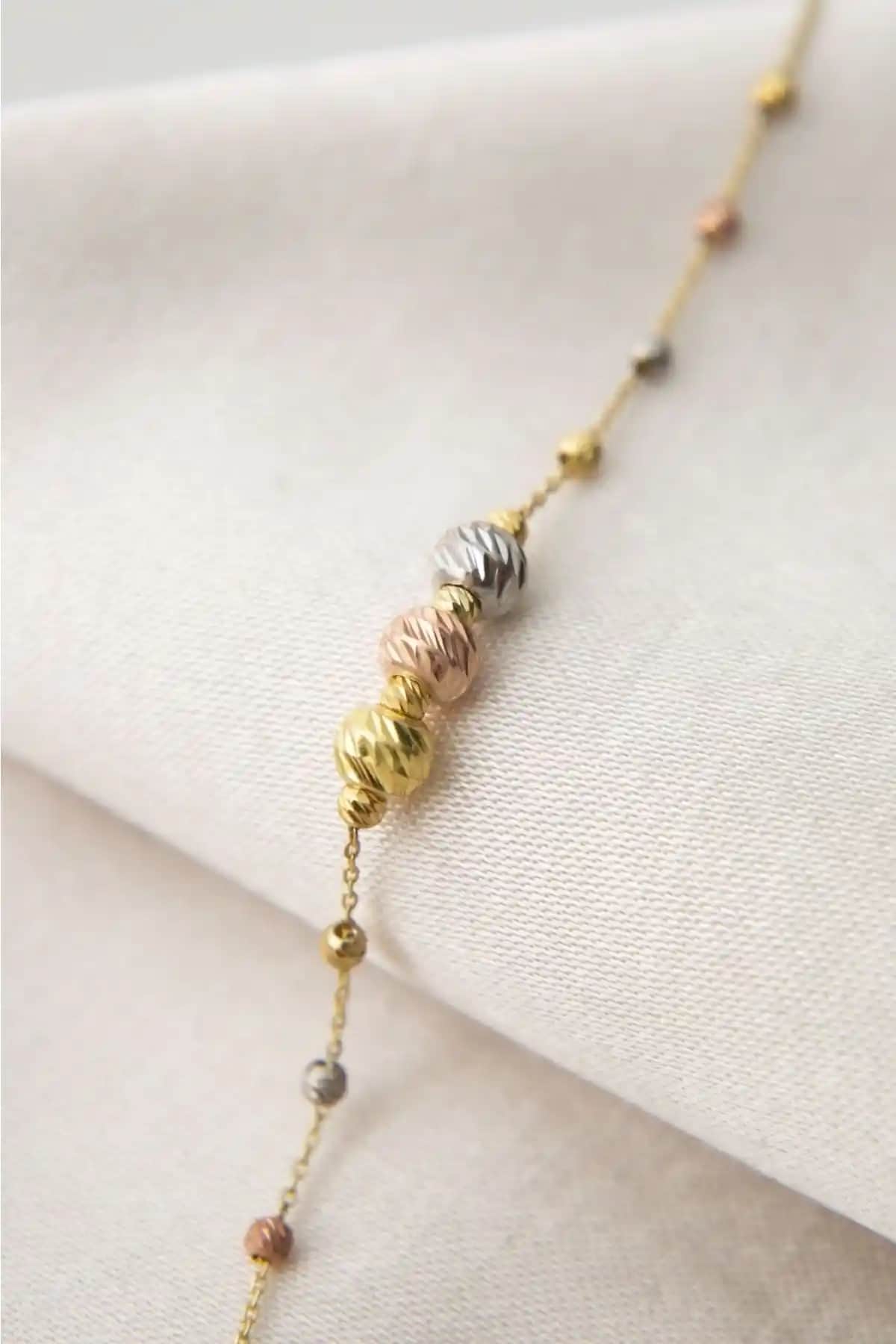 Elika Silver Kadın 3 Renk Dorika Toplu 925 Ayar Gümüş Bileklik: Şıklık ve Zarafetin Yeni Adresi