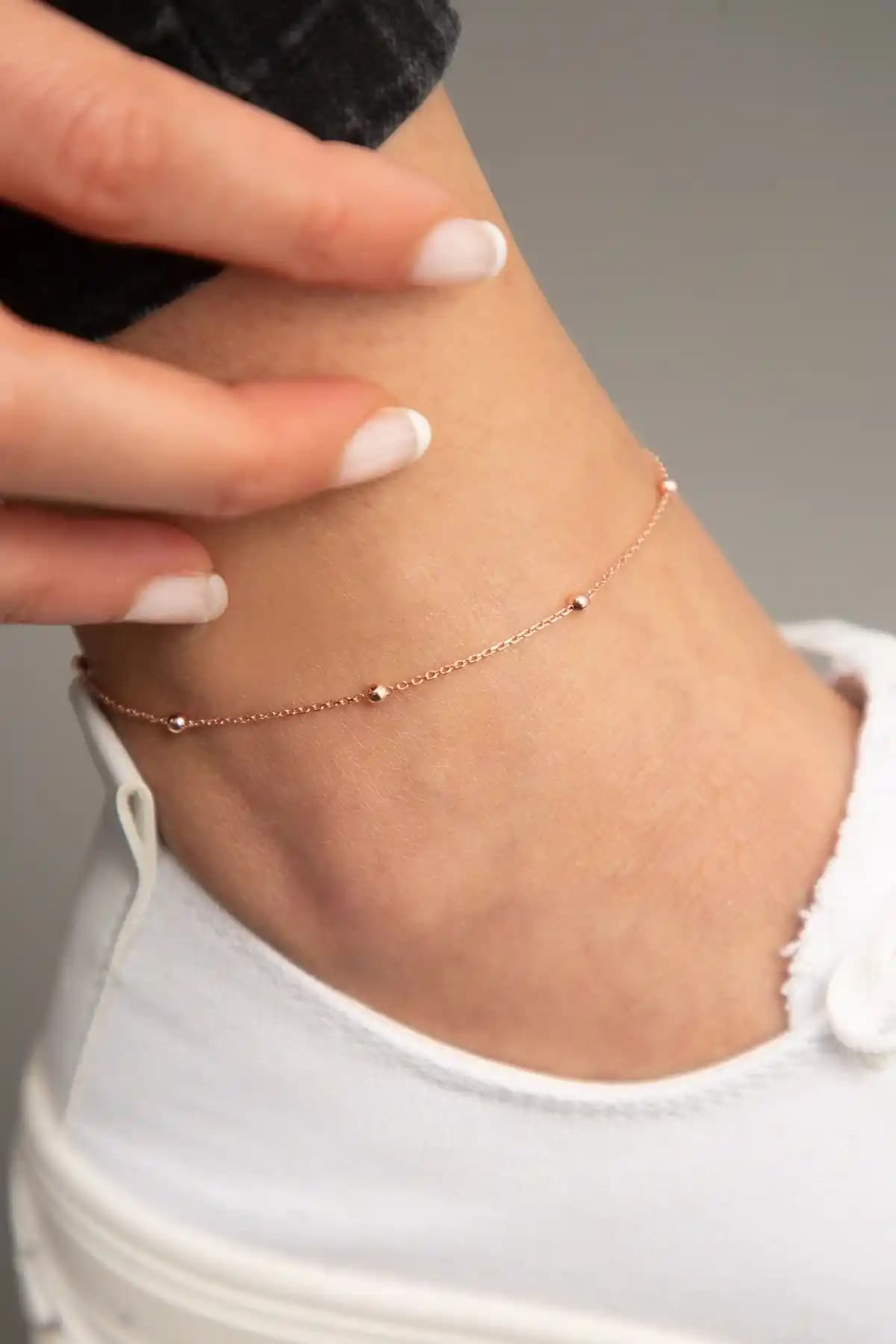 Elika Silver Kadın Rose Kaplama Top Zincir Model Halhal İnce Detaylar ve Zarafet