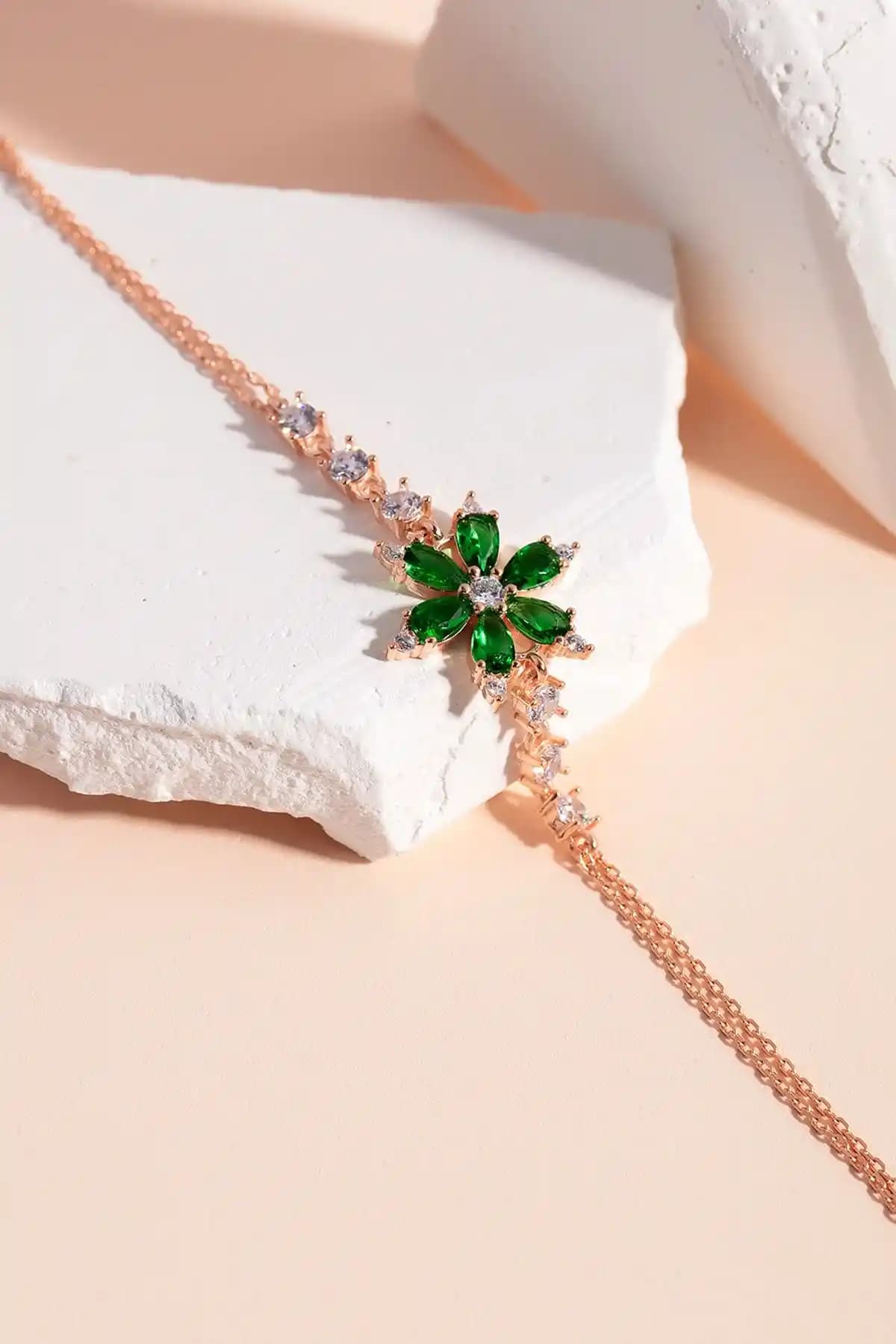 Feays Silver ve LOTUS JW Gümüş Bileklikleri Karşılaştırması ve Seçim Rehberi