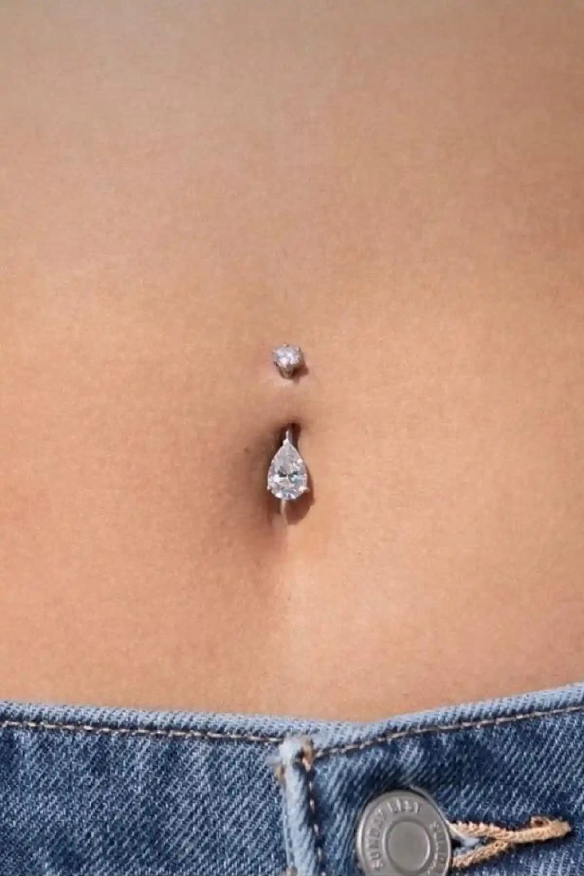 Genel Markalar Damla Taşlı Zirkon Göbek Piercing: Şık ve Dayanıklı Takı Seçenekleri