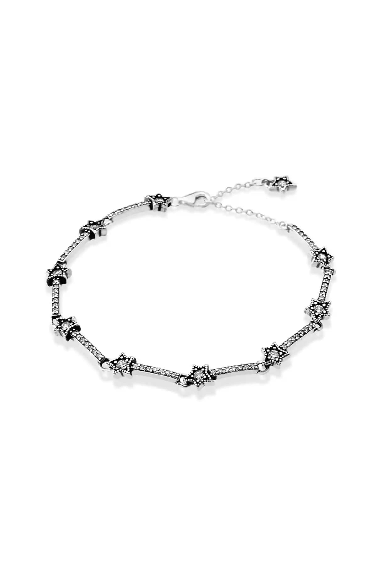 Gökyüzündeki Yıldız 925 Ayar Gümüş Bileklik: Zarif ve Dayanıklı Tasarım Özellikleri