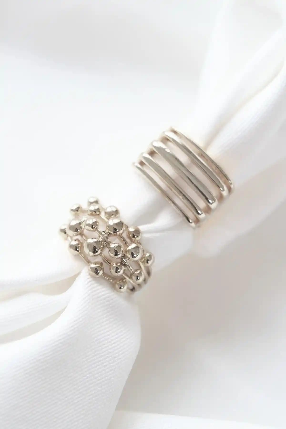 Gümüş Renk Bubble Yüzük Seti Şık ve Ayarlanabilir Tasarımıyla Günlük Kullanım İçin Uygun