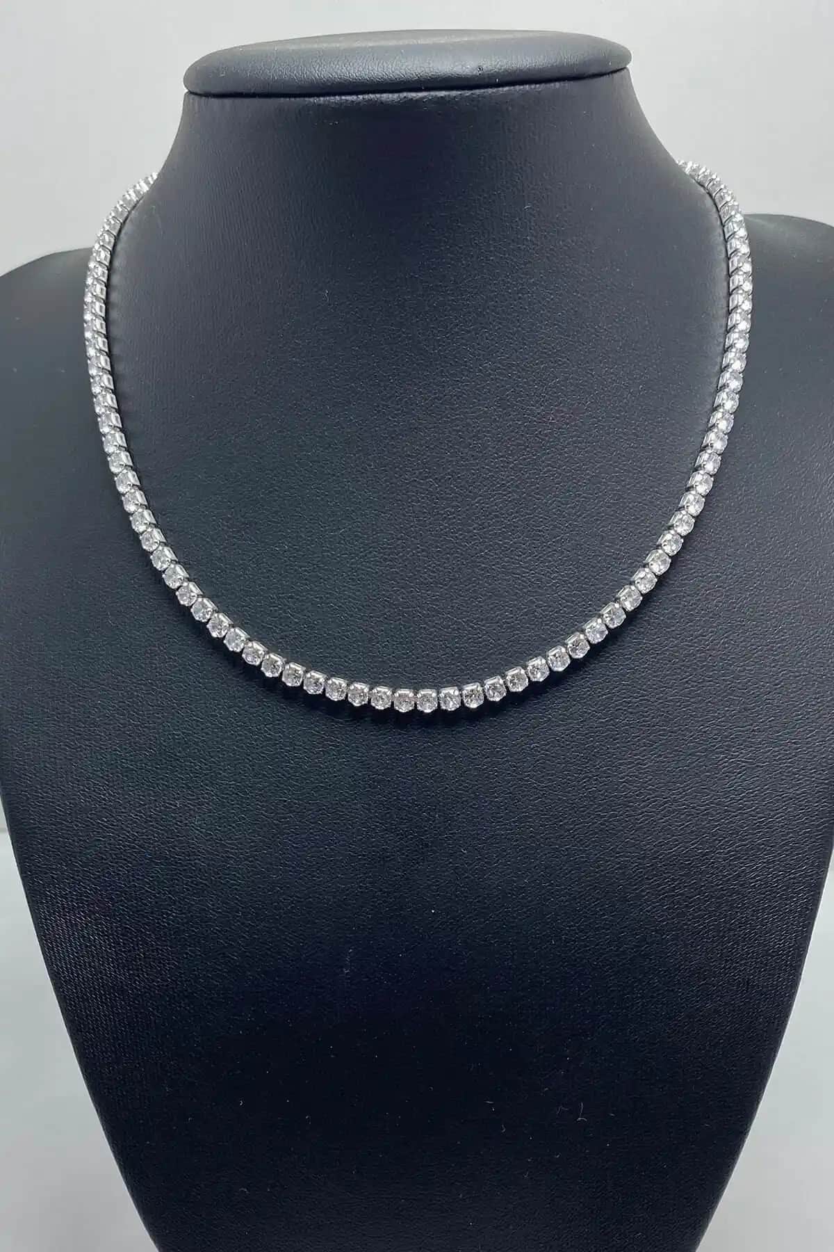 Gümüş Renkli Su Yolu Kolye 3mm Zarif ve Dayanıklı Takı Seçeneği