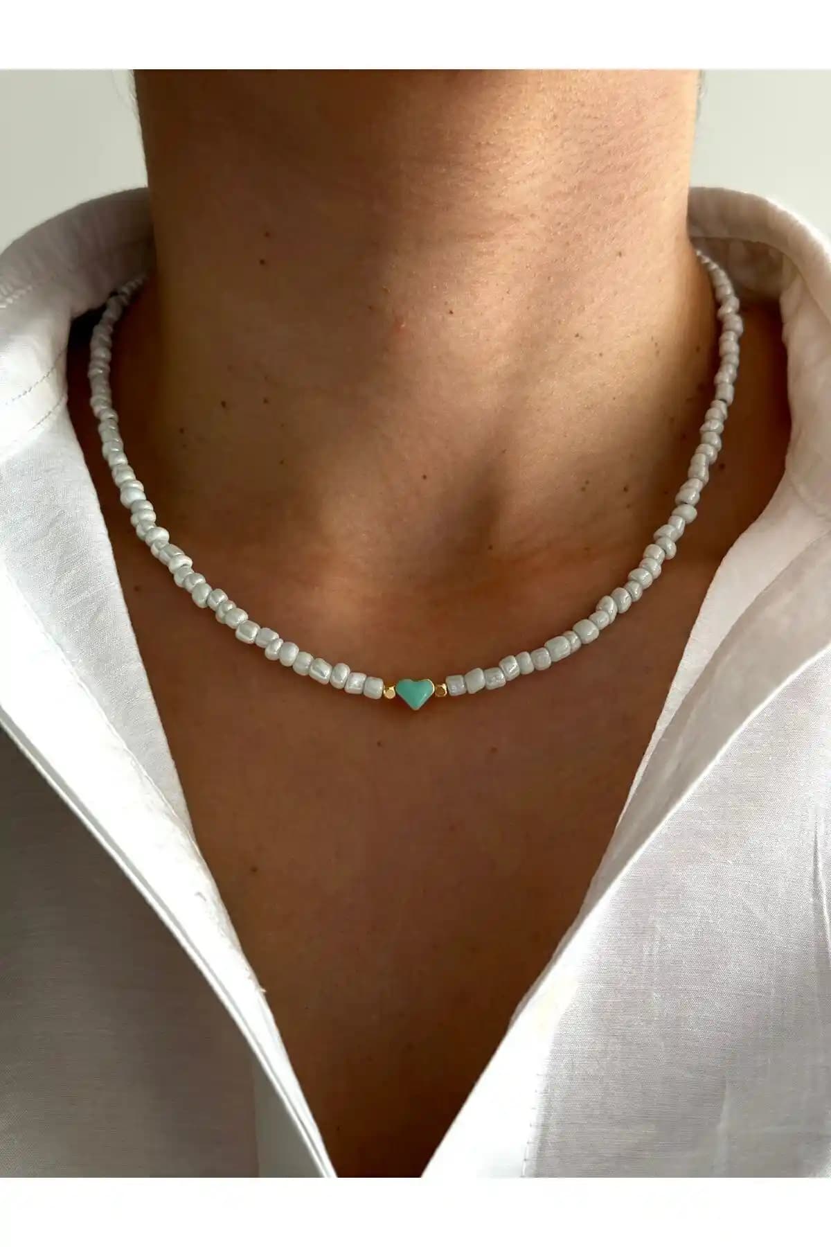 HERCY ve Misto Aksesuar Kalpli Boncuk Kolye Karşılaştırması ve Özellikleri