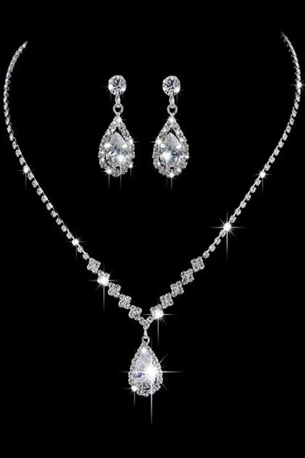 HUBANN Gümüş Kaplama Zirkon Taşlı Takı Seti Kadınlar İçin Şık ve Parlak Tasarım