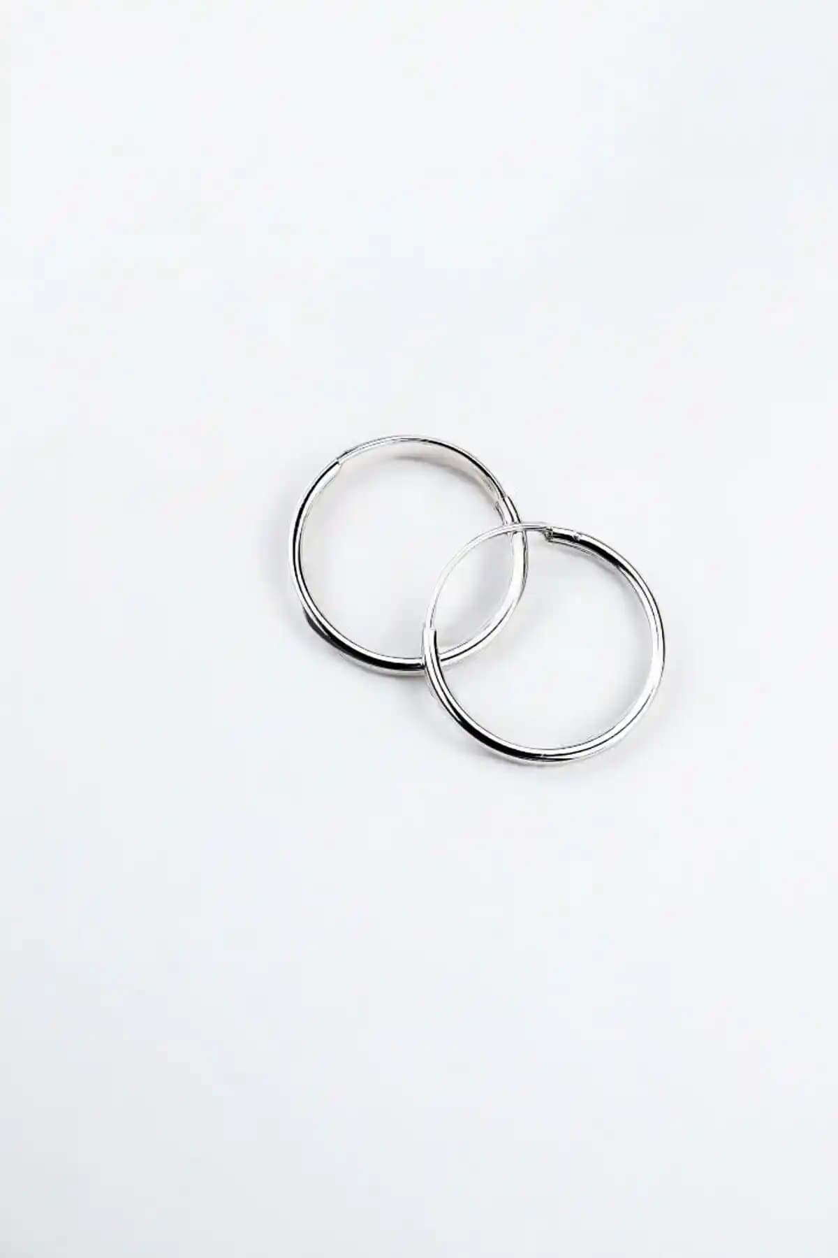 Jelux Silver 925 Ayar Gümüş Minimalist Zirkon Taşlı Küpe - Hafif ve Dayanıklı Kadın Takısı