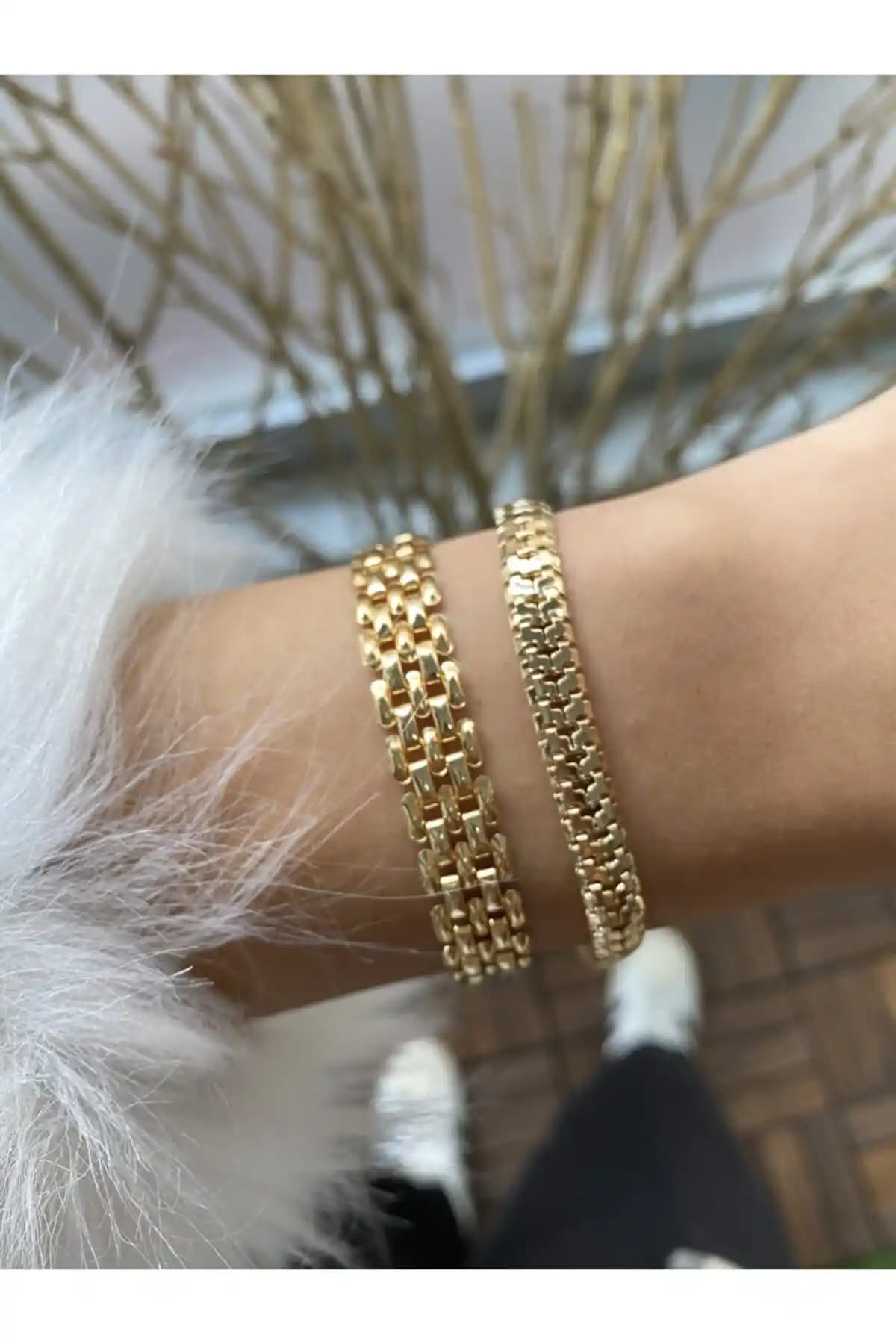 Kadınlar İçin Altın Kaplama Pirinç Bileklik Seti Modern ve Şık Tasarım