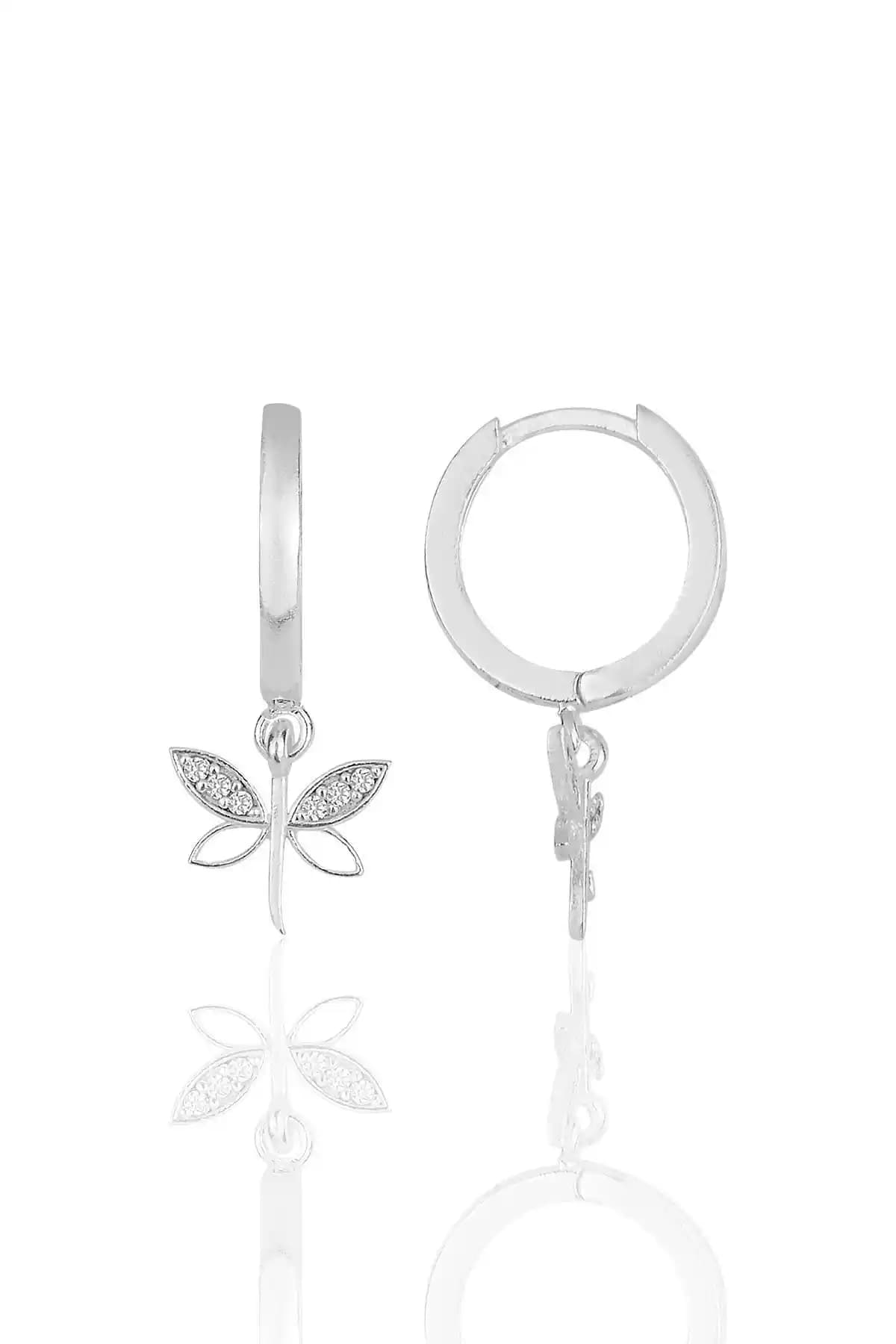 Kadınlar İçin Zarif ve Şık Beyaz Zirkon Taşlı Yusufçuk Model Küpe