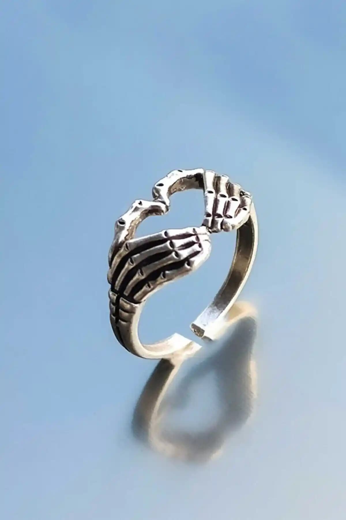 Kalp Iskelet Model Ayarlanabilir Yüzük - Modern ve Şık Takı Seçeneği