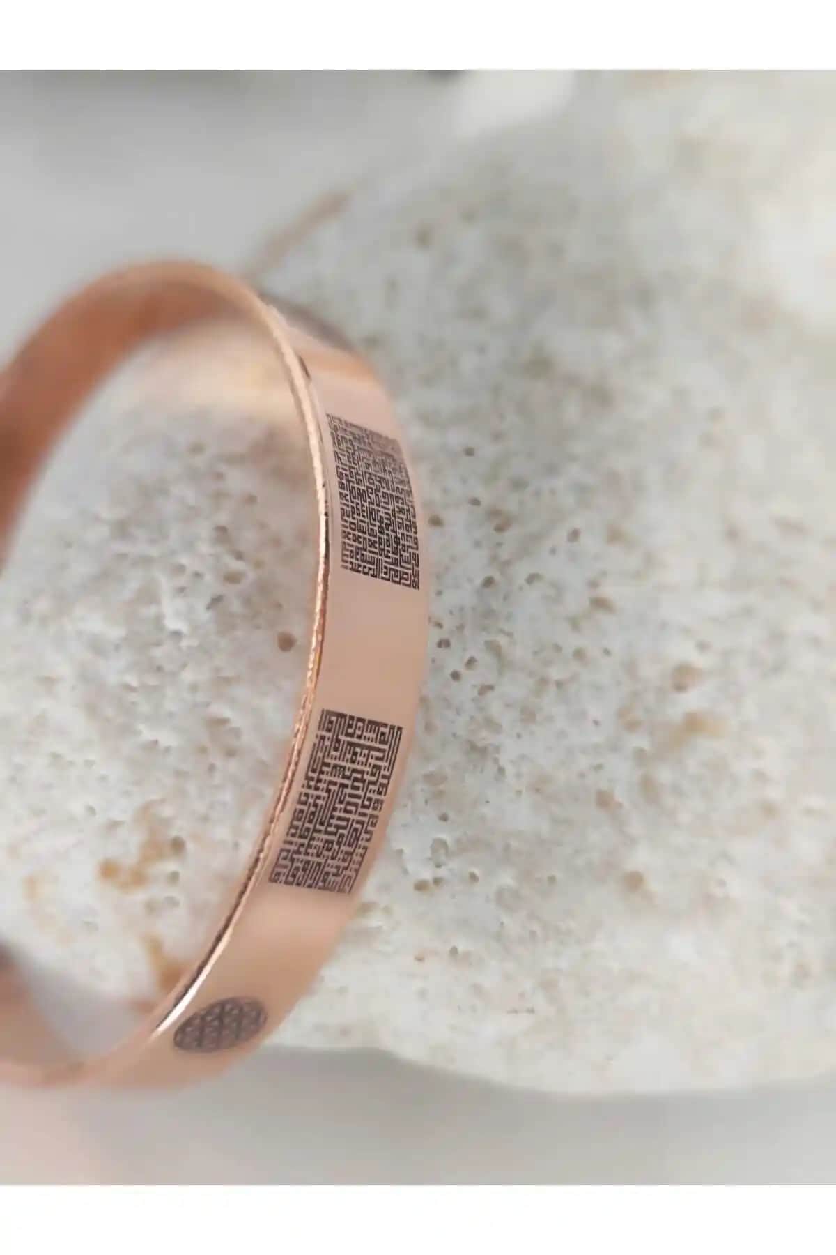 KAVELE %100 Saf Bakır ve Tagu Gümüş %100 Bakır Bileklik Karşılaştırması