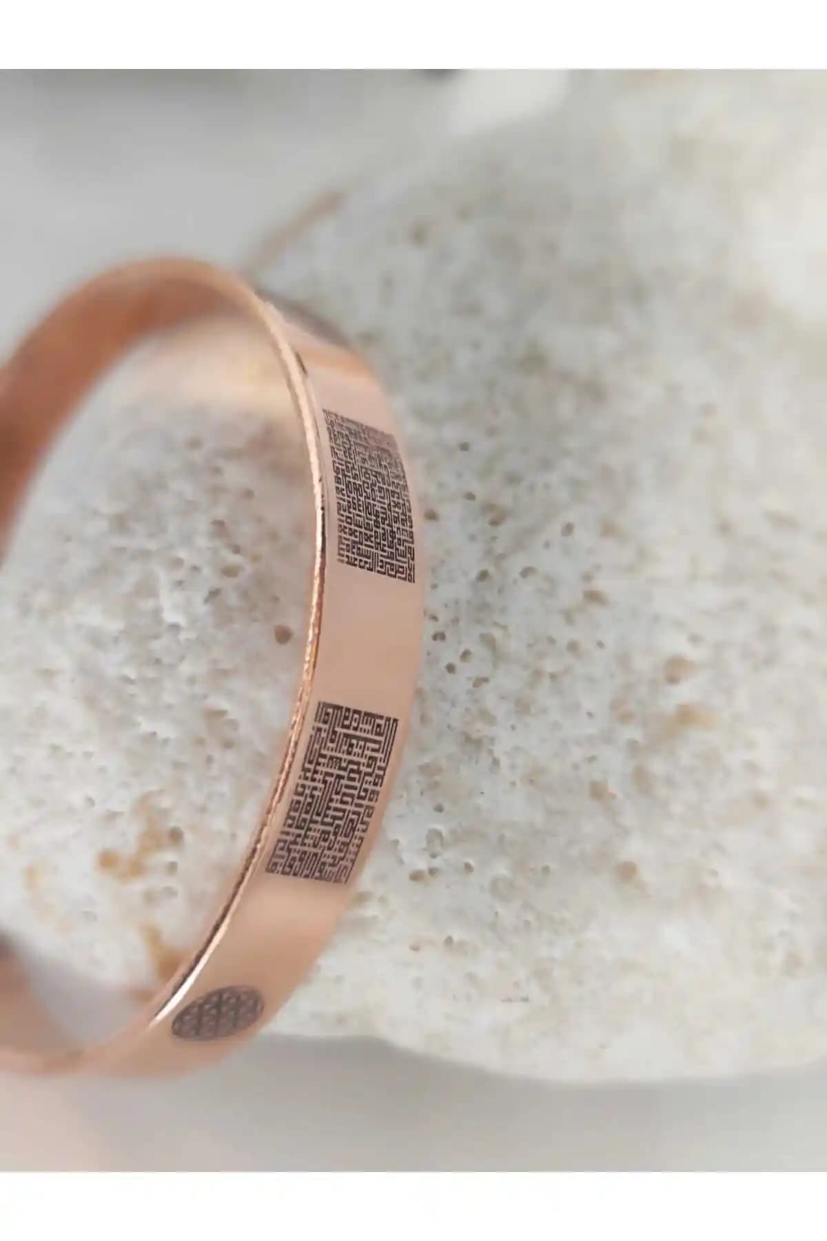 KAVELE %100 Saf Bakır ve Tagu Gümüş %100 Bakır Bileklik Karşılaştırması