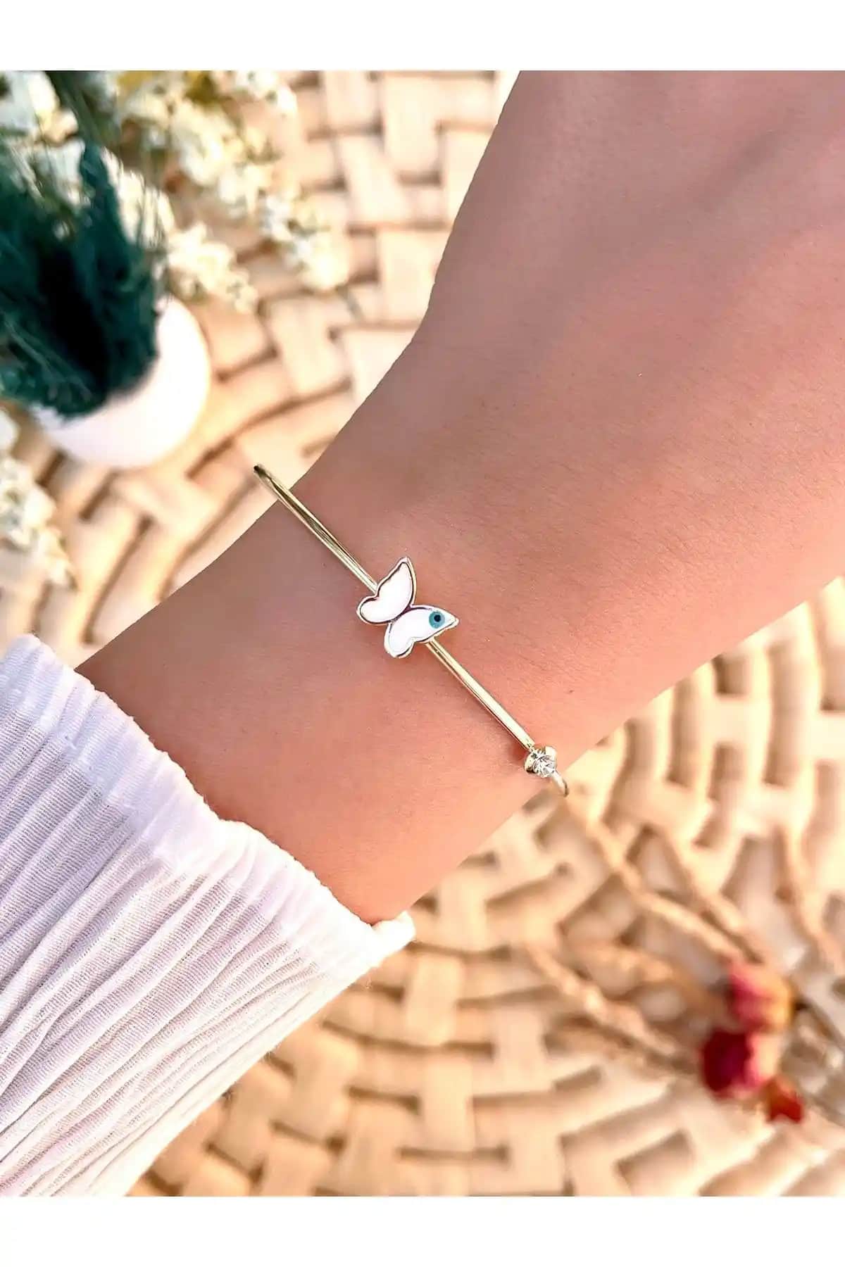 KBC STORE Butterfly Bileklik: Zariflik ve Kalitenin Buluşması Modern Takı Seçenekleri