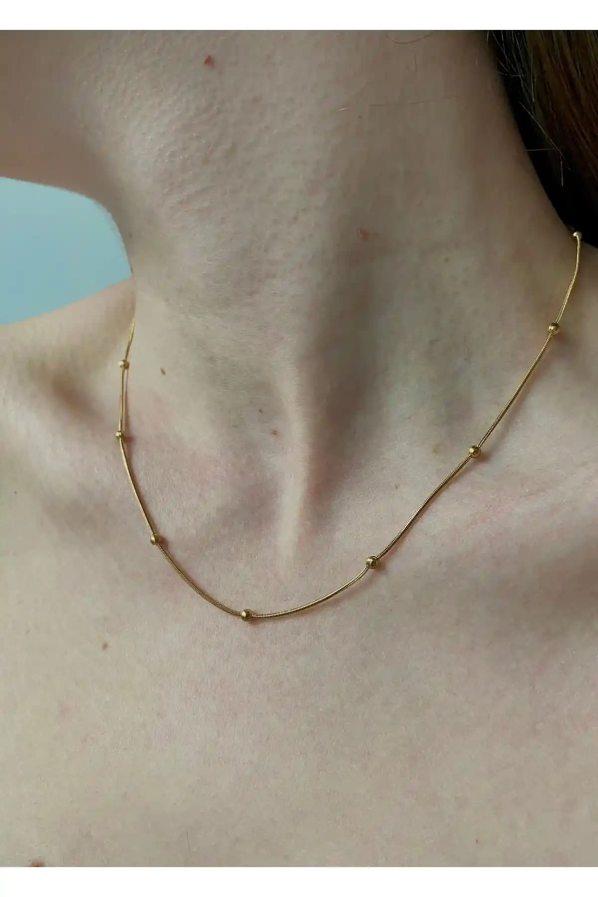 KİLİGİSTANBUL 45 Cm Altın Renk Çelik Topcuk Detaylı İnce Kolye - Zarif ve Dayanıklı Modern Takı