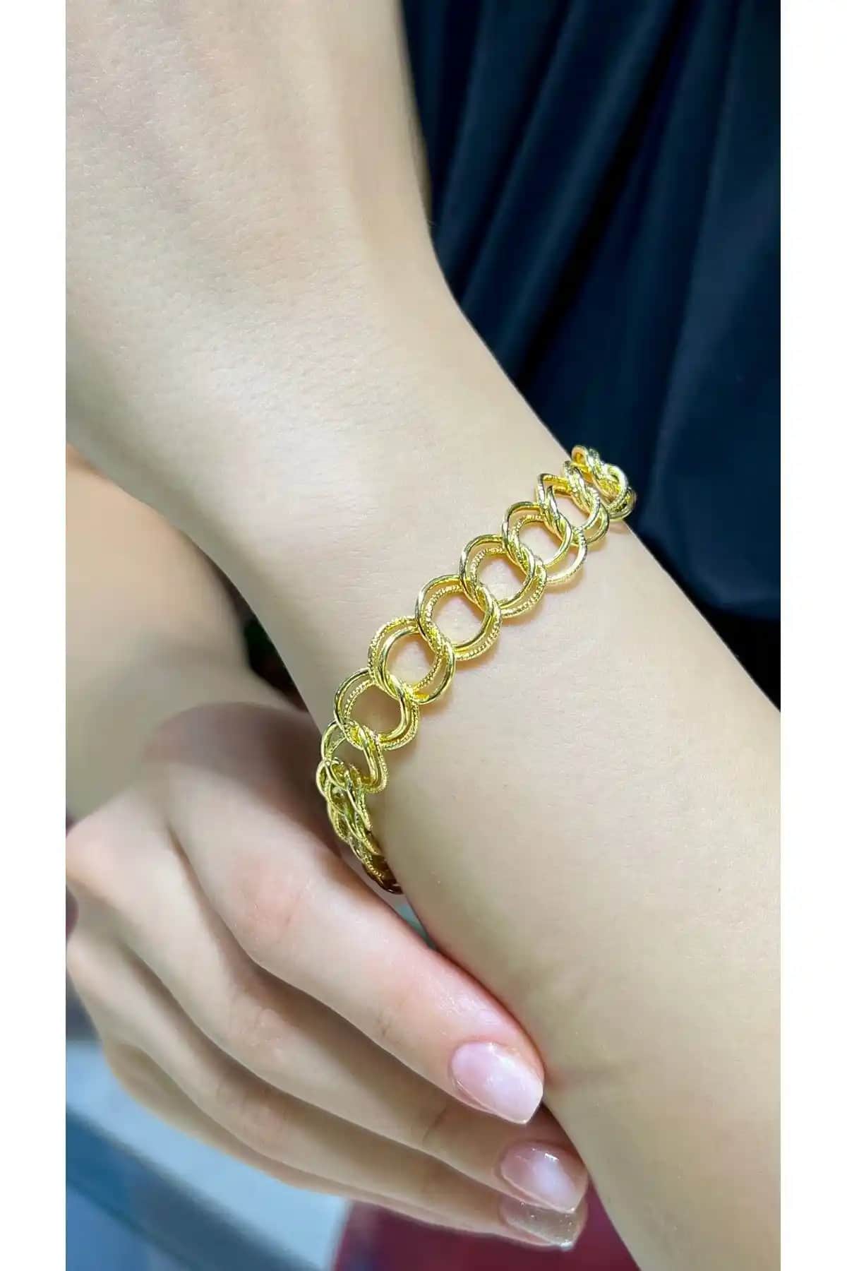 Kuyumcu Nurettin ve Oroline Altın Bileklik Karşılaştırması: Tasarım, Fiyat ve Kullanıcı Yorumları