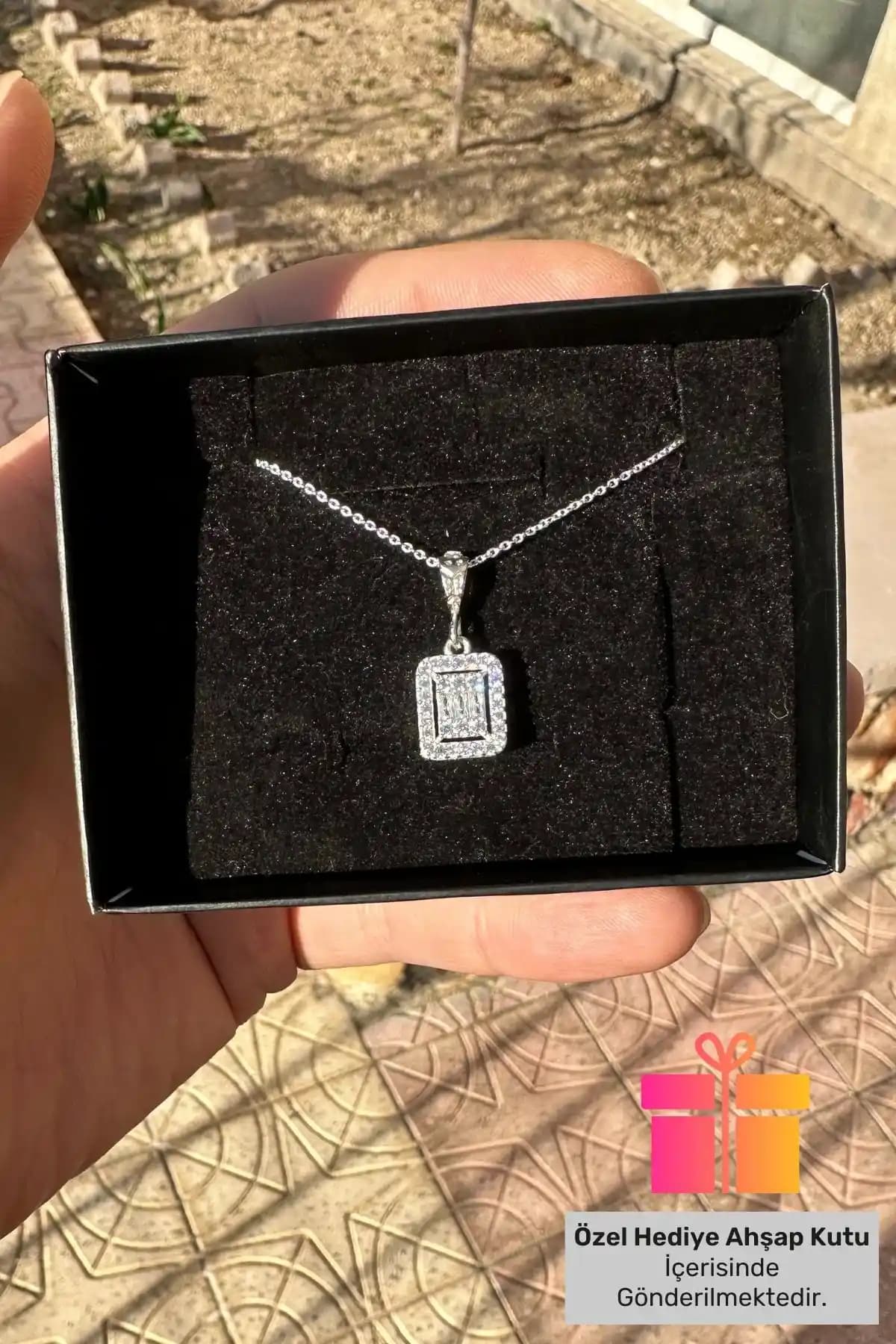 Lucente Jewellery'nin Popüler Kolye Modellerinin Karşılaştırması ve Seçim Rehberi