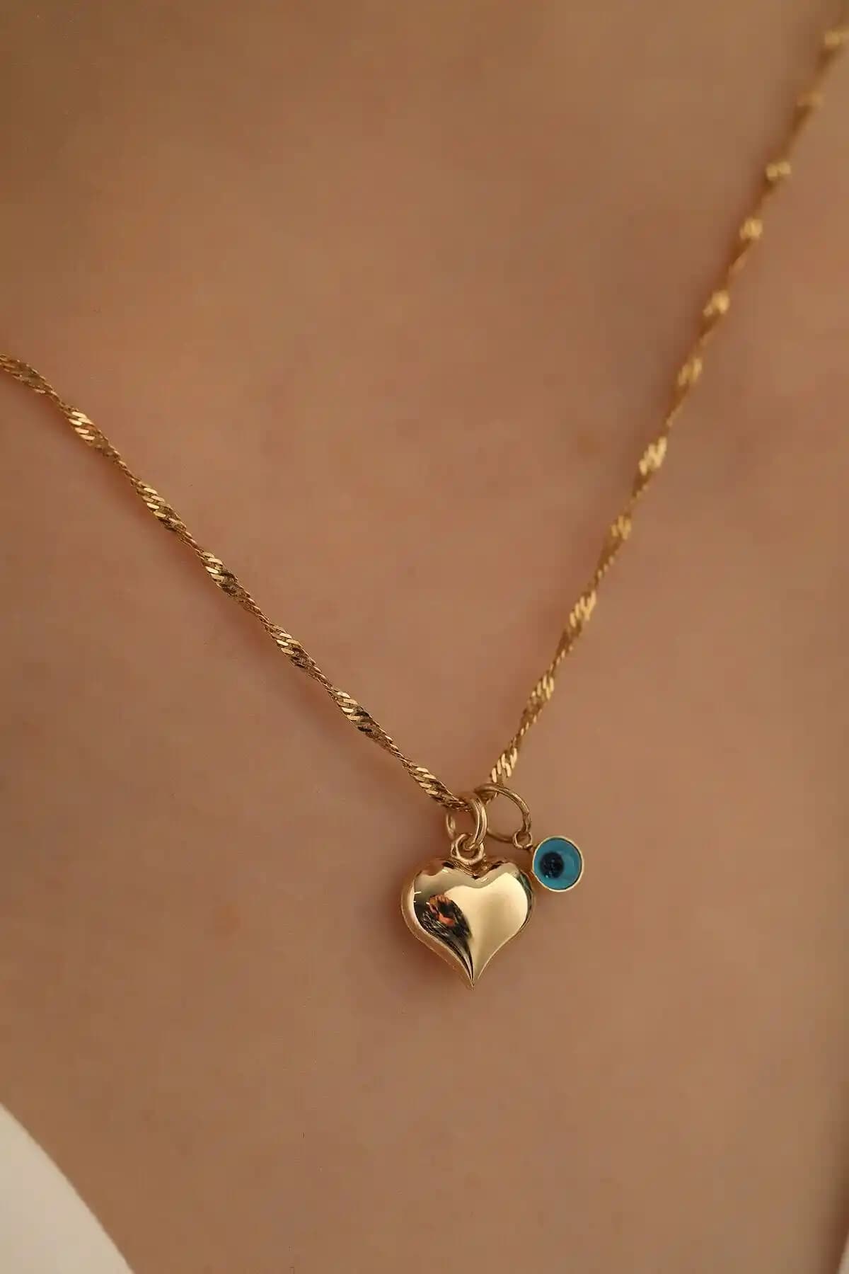 Mile Kuyumculuk ve Ruhbaş Pırlanta 14 Ayar Altın Kolye Karşılaştırması