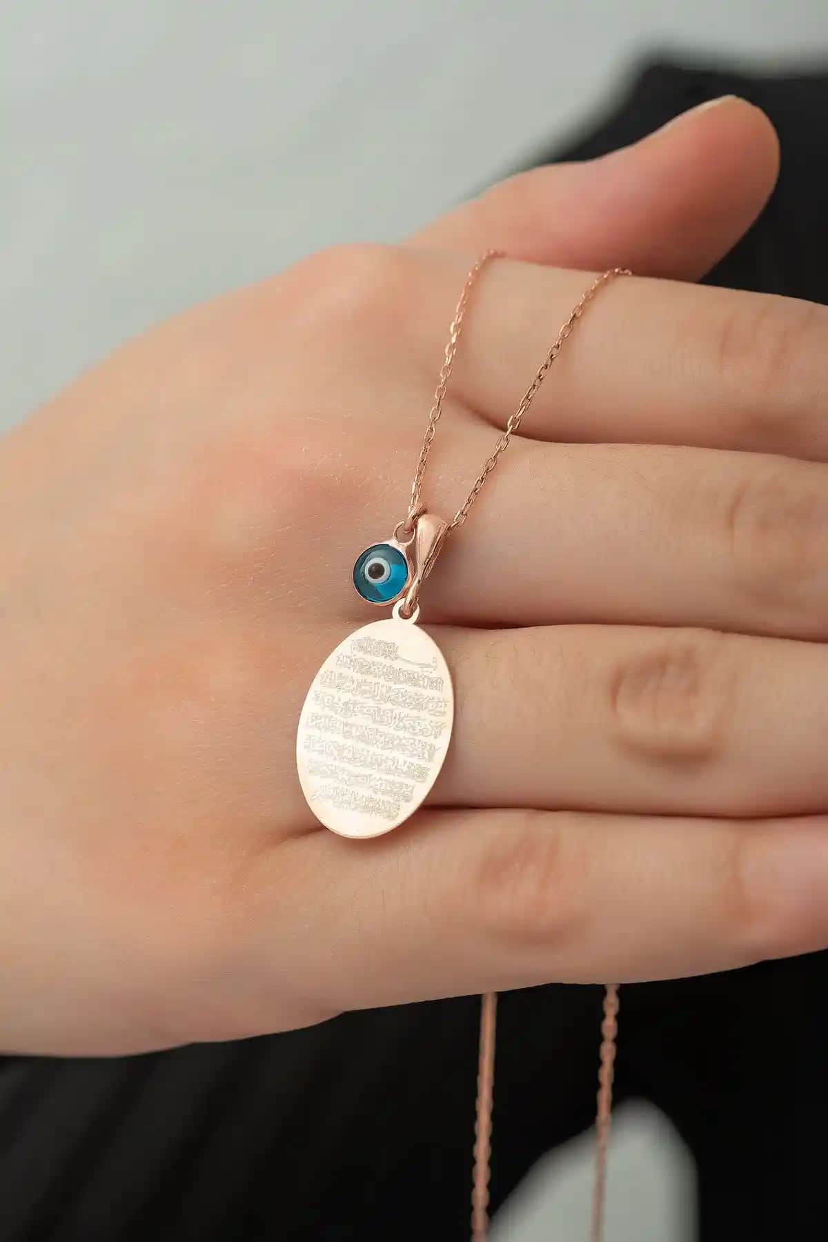 NEREZE Marka Gümüş Kolye Karşılaştırması: Ayetel Kürsi ve Uğur Böceği Tasarımları