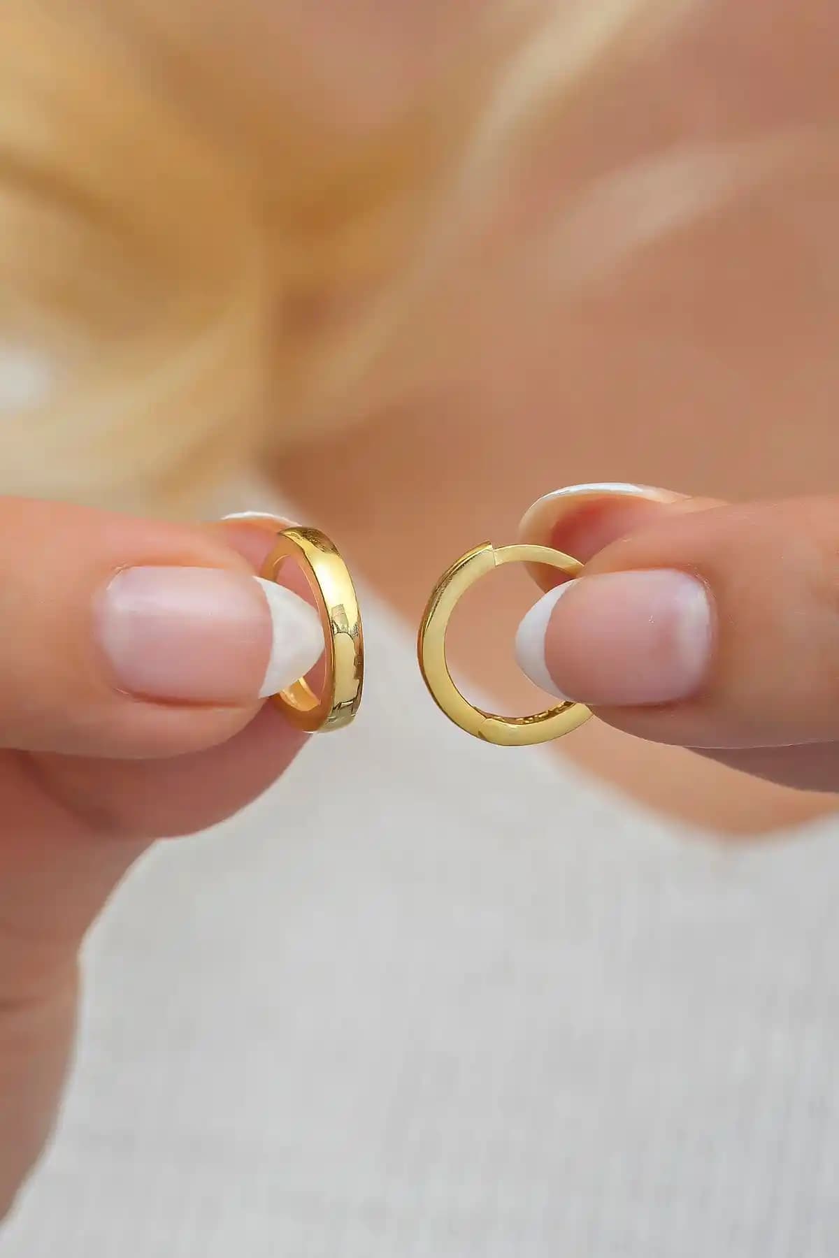 NEREZE ve Söğütlü Silver Gümüş Halka Küpe Karşılaştırması ve Seçim Rehberi