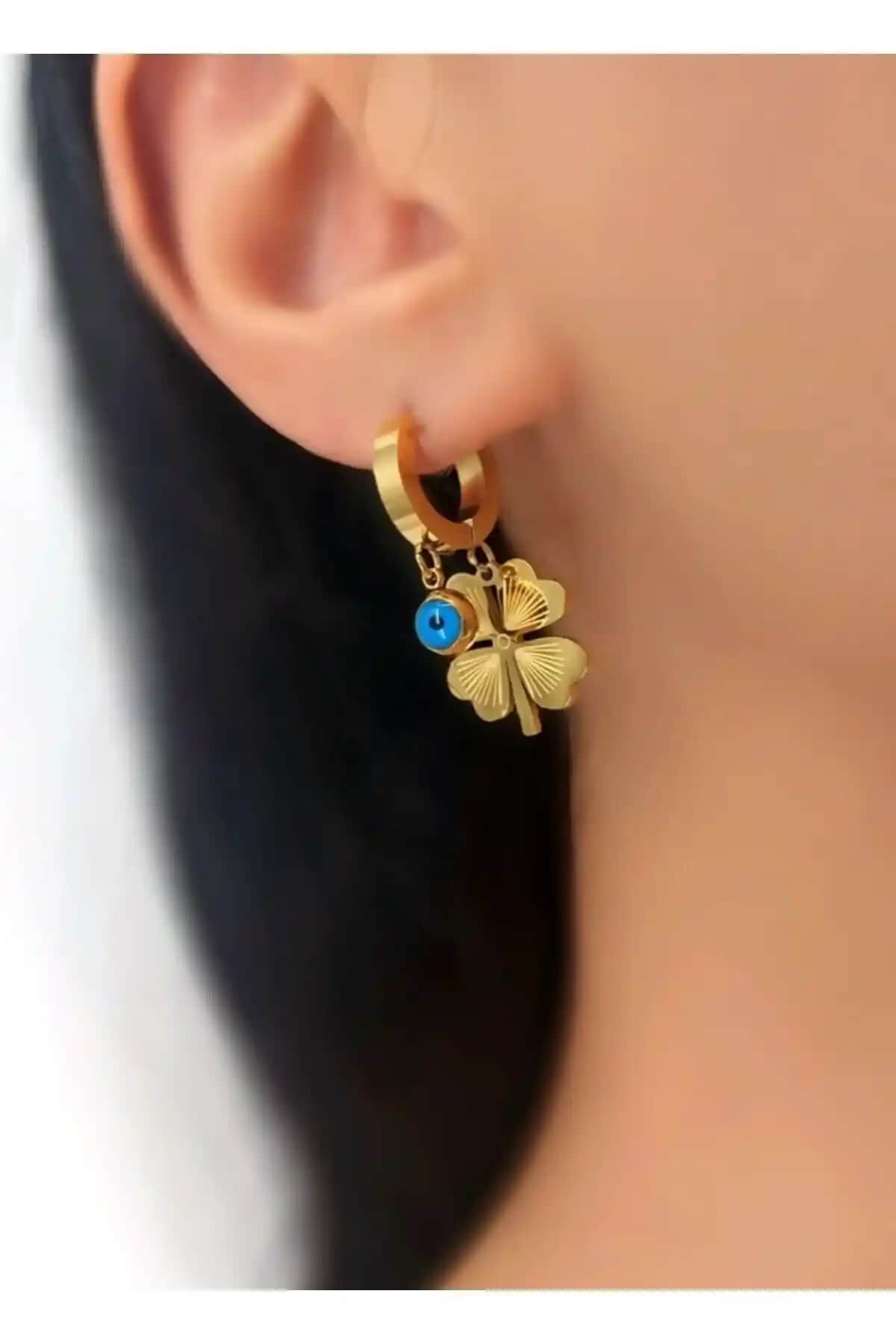 NILOTOS Nazar Boncuklu Çelik Yonca Küpe: Zarif ve Dayanıklı Altın Renkli Takı