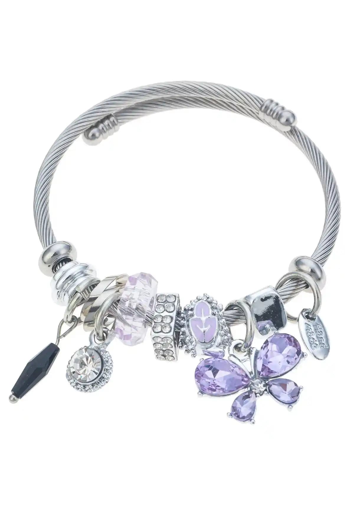 Pelin Aksesuar Kelebek Figürlü Gümüş Bileklik: Zarif ve Minimal Takı Tasarımı