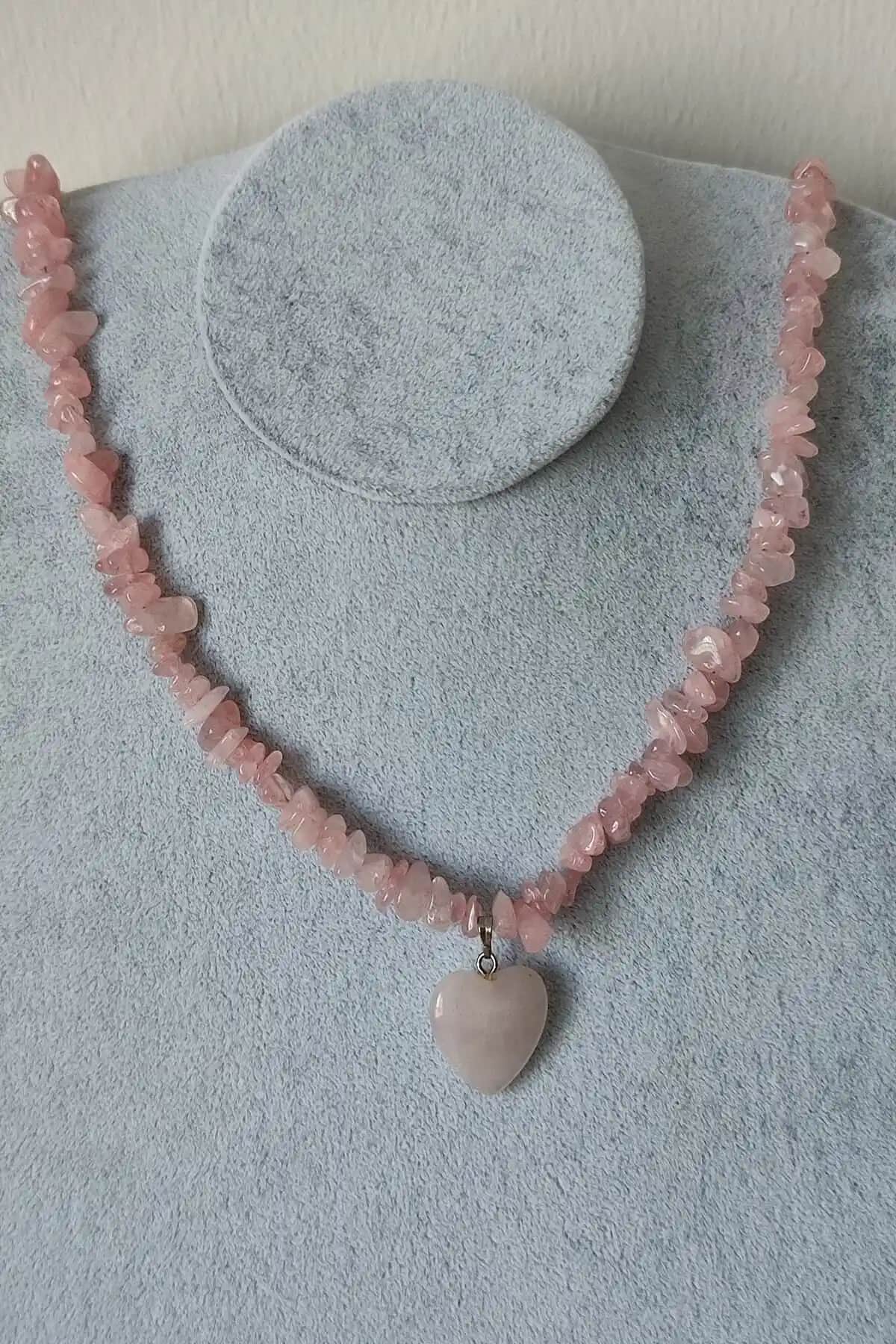 Pembe Kuvars Kolye Karşılaştırması: Badeaccessories ve Genel Markalar