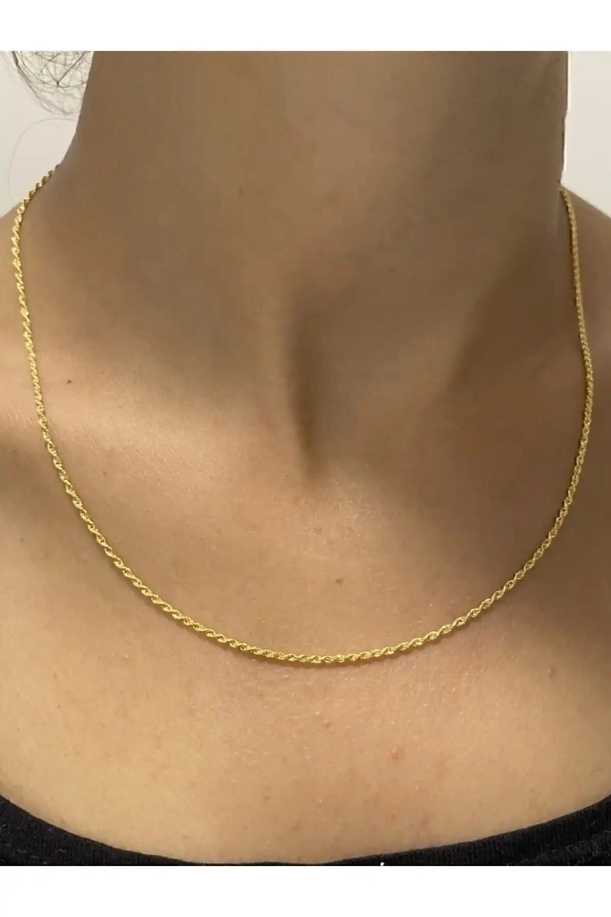 Ruhbaş Pırlanta 14 Ayar Altın Halat Zincir: Zarif ve Dayanıklı Takı Seçenekleri