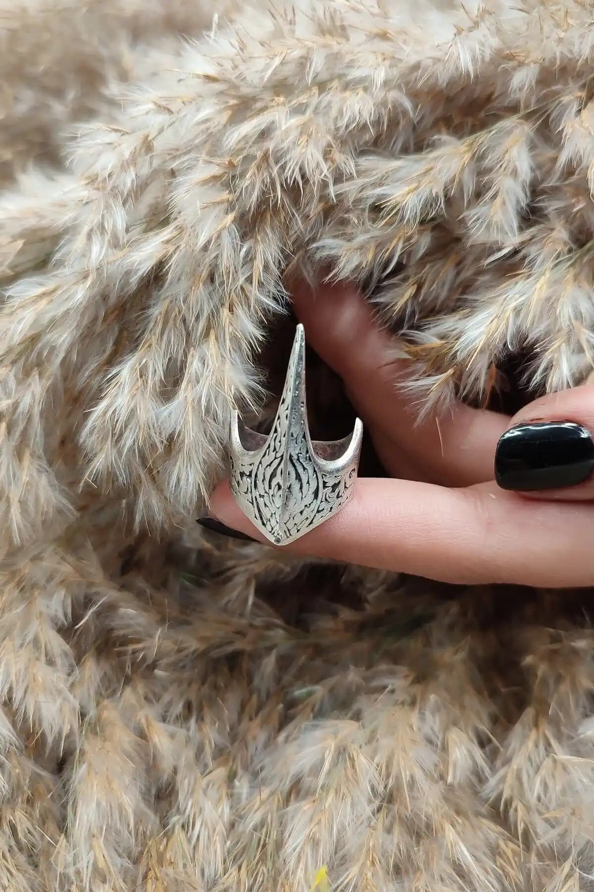 S4S Gümüş Kaplama Zihgir Okçu Yüzüğü: Vintage ve Modern Tasarımın Şıklıkla Buluşması