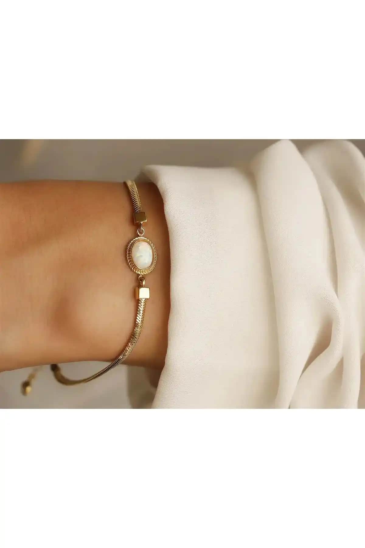 Safir Kuyumculuk İtalyan Opal Taşlı Altın Bileklik Tasarımı ve Özellikleri
