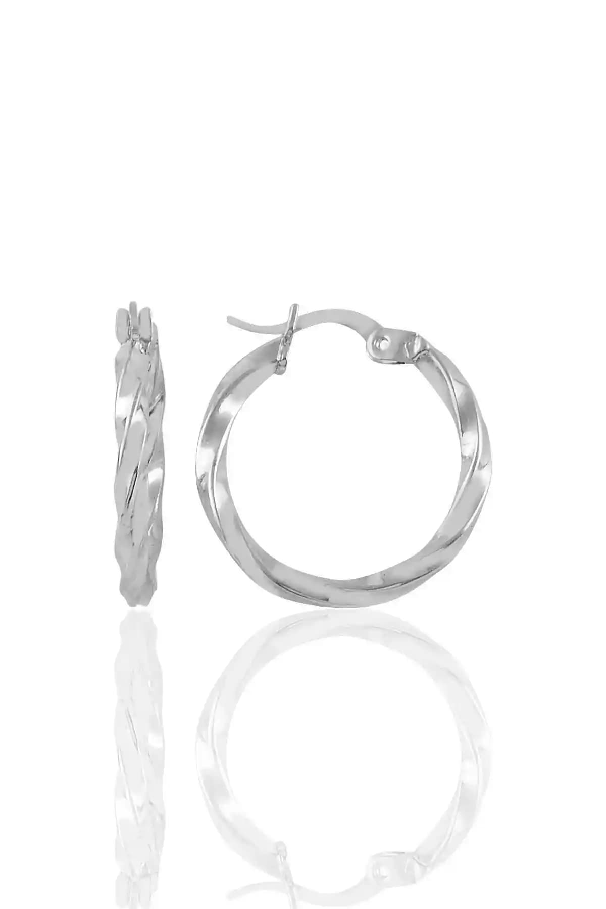 Söğütlü Silver Gü<müş> Burgu Küpe: Zarif ve Dayanıklı 925 Ayar Gümüş Takı Alternatifi