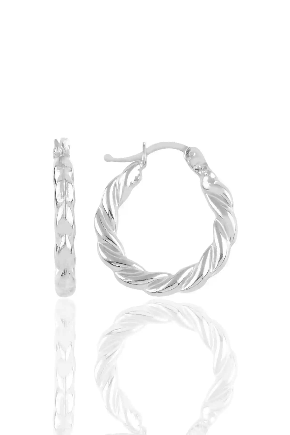 Söğütlü Silver Kalın Burgu Gümsü Şarnel Küpe: Şık ve Dayanıklı Gümüş Takı Seçeneği