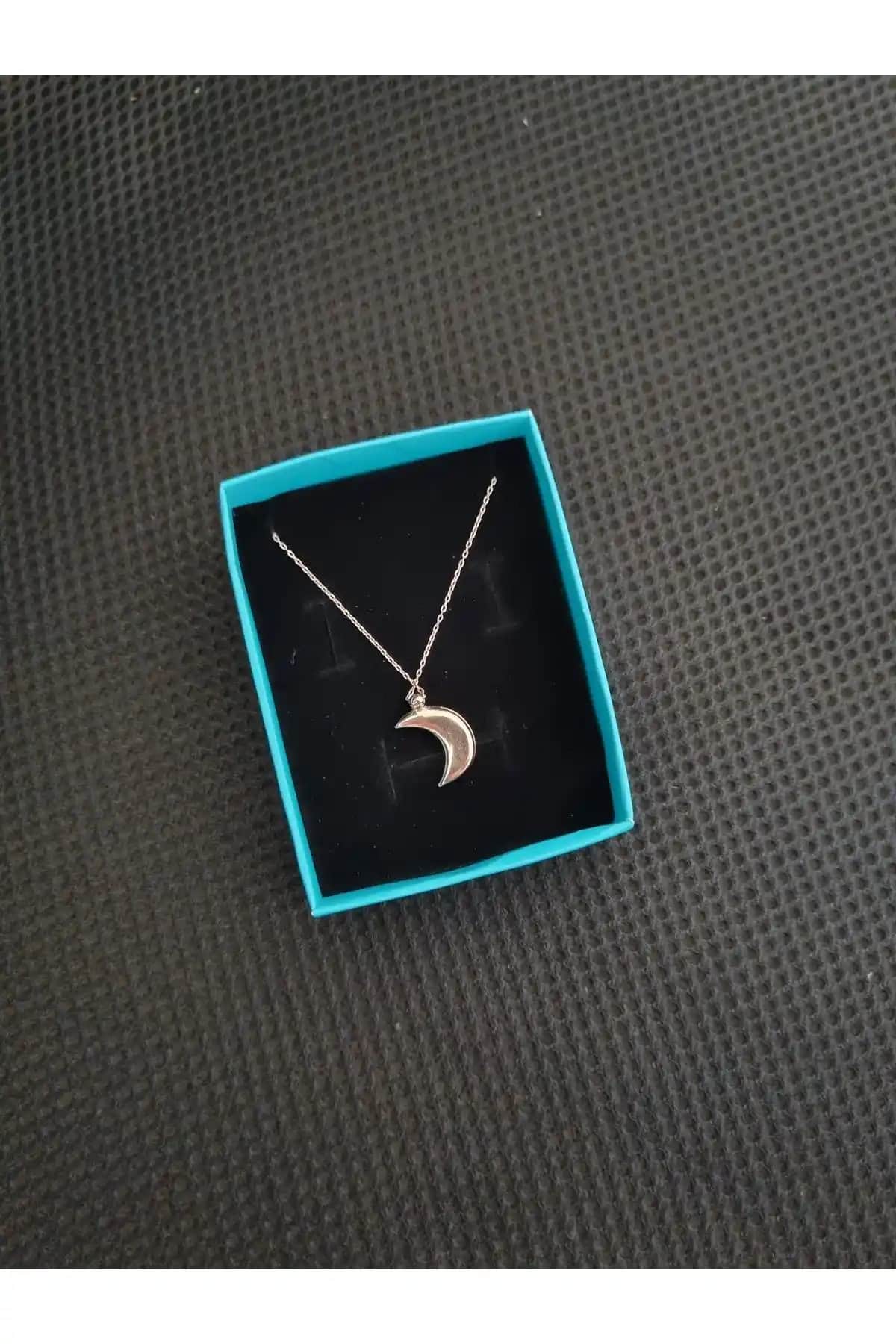 Soprano Ay Kolye 925 Ayar Gümüş Zarif ve Parlak Takı Seçenekleri