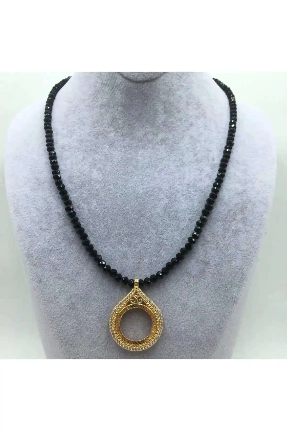 Tralles Takı'nın Çeyrek Altına Uyumlu Damla Çerçeveli Kristal Boncuklu Kolyesi