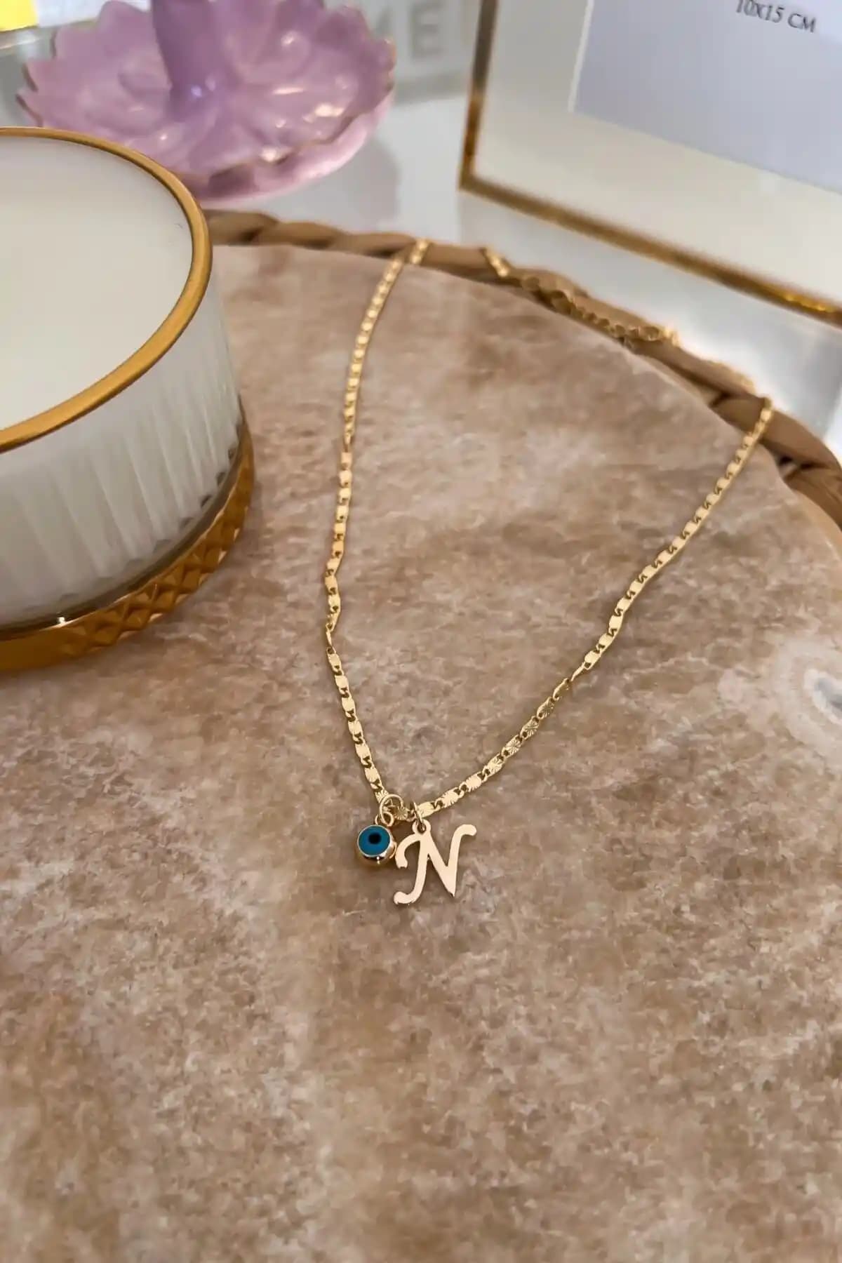 Trendy Butik Harf Kolye Altın Kaplama Zarif ve Dayanıklı Modern Takı Seçeneği