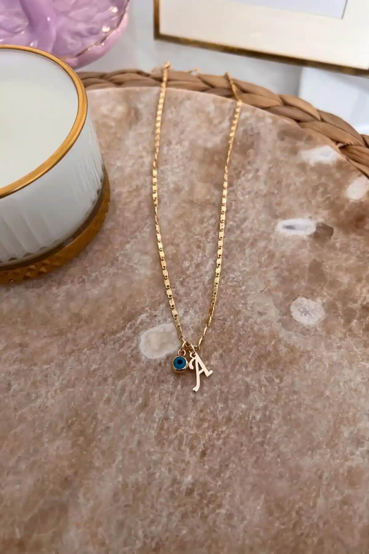 Trendy Butik Harfli ve Altın Kaplama Kolye Karşılaştırması