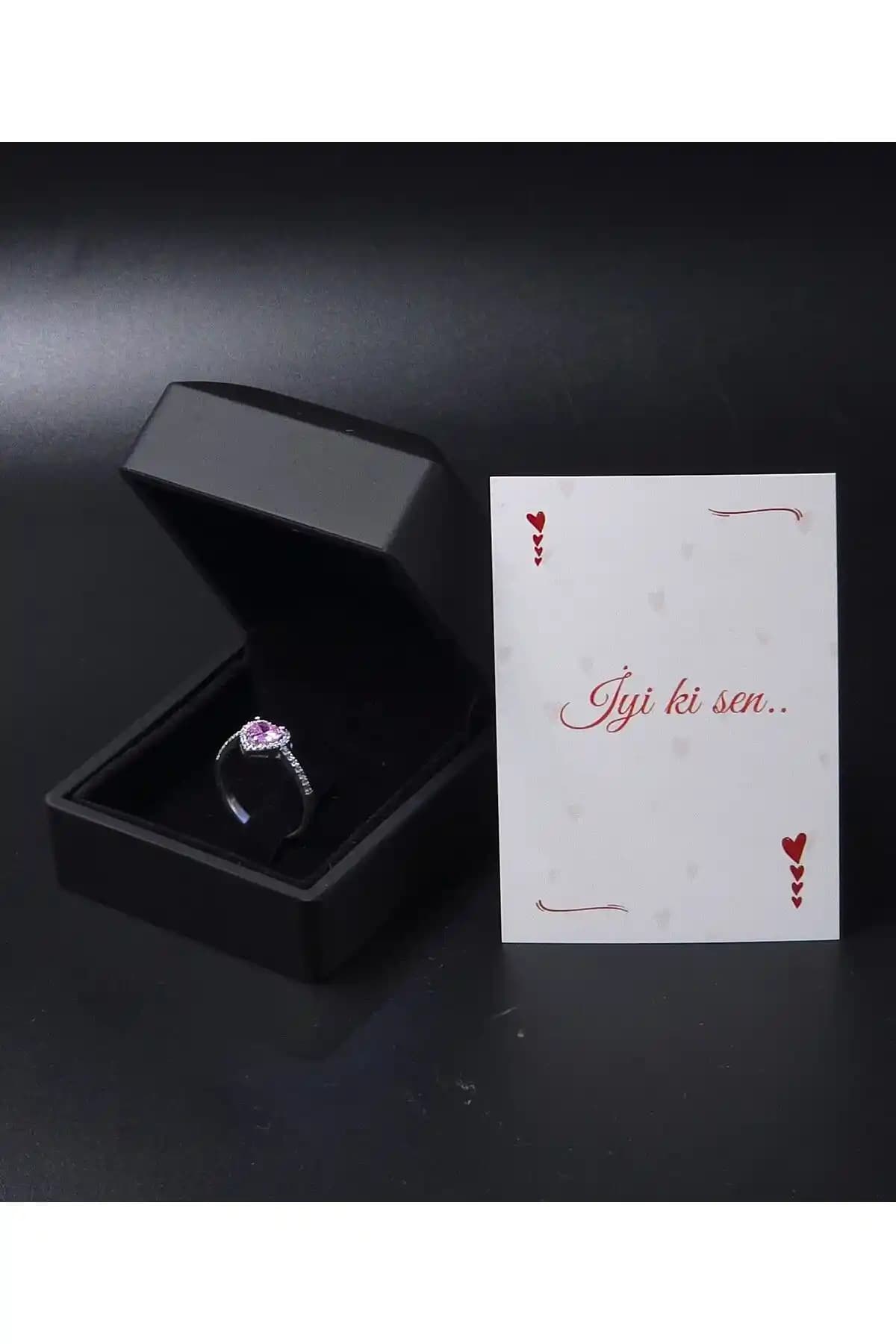 Vüs Jewel 925 Ayar Gümüş Pembe Kalpli Yüzük: Zarif ve Dayanıklı Tasarım
