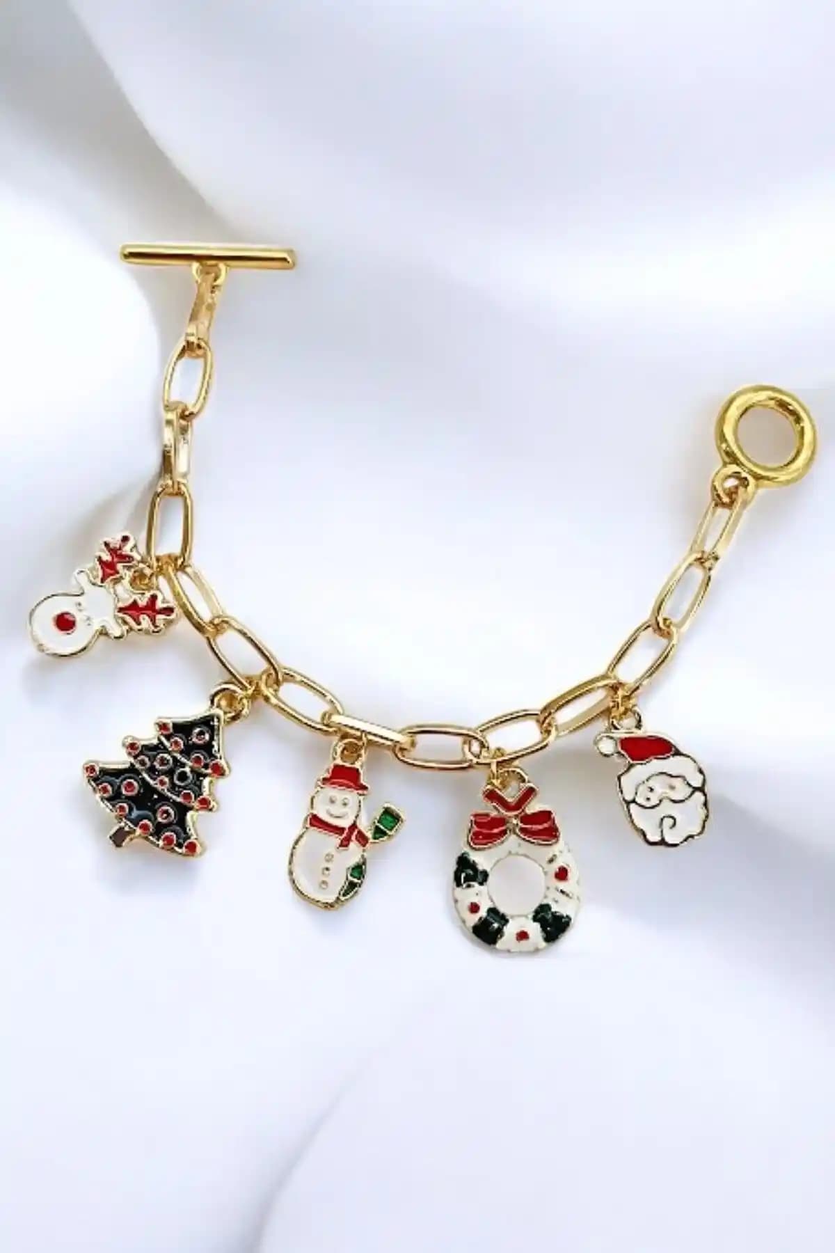 Yılbaşı Noel Temalı Altın Renkli Pirinç Bileklik Şıklık ve Zarafetin Buluşması