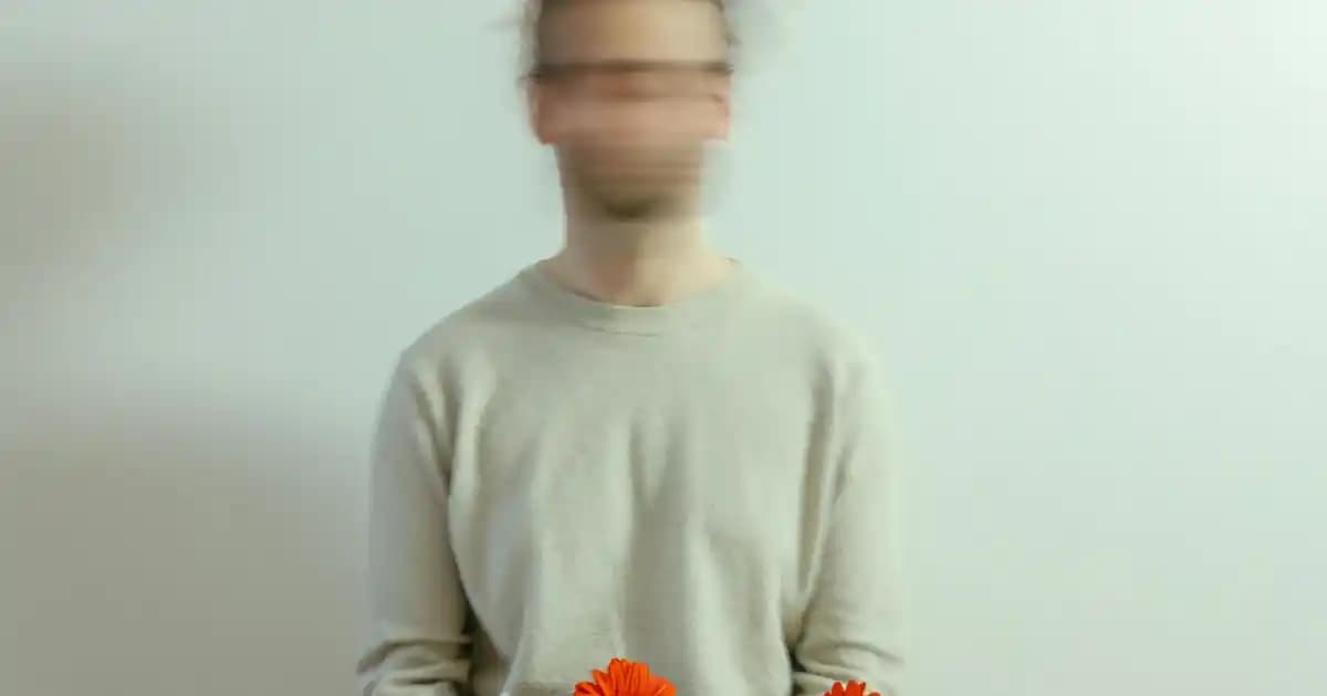 Bebek Yüzüne Bebek Yağı Uygulaması: Güvenli ve Doğru Bakım Yöntemleri