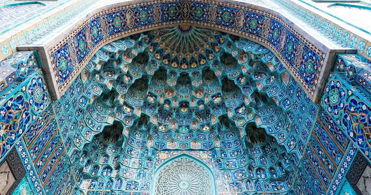 Çocuklar İçin Güvenli ve Sağlıklı Tırnak Bakımı Yöntemleri ve Ürünleri