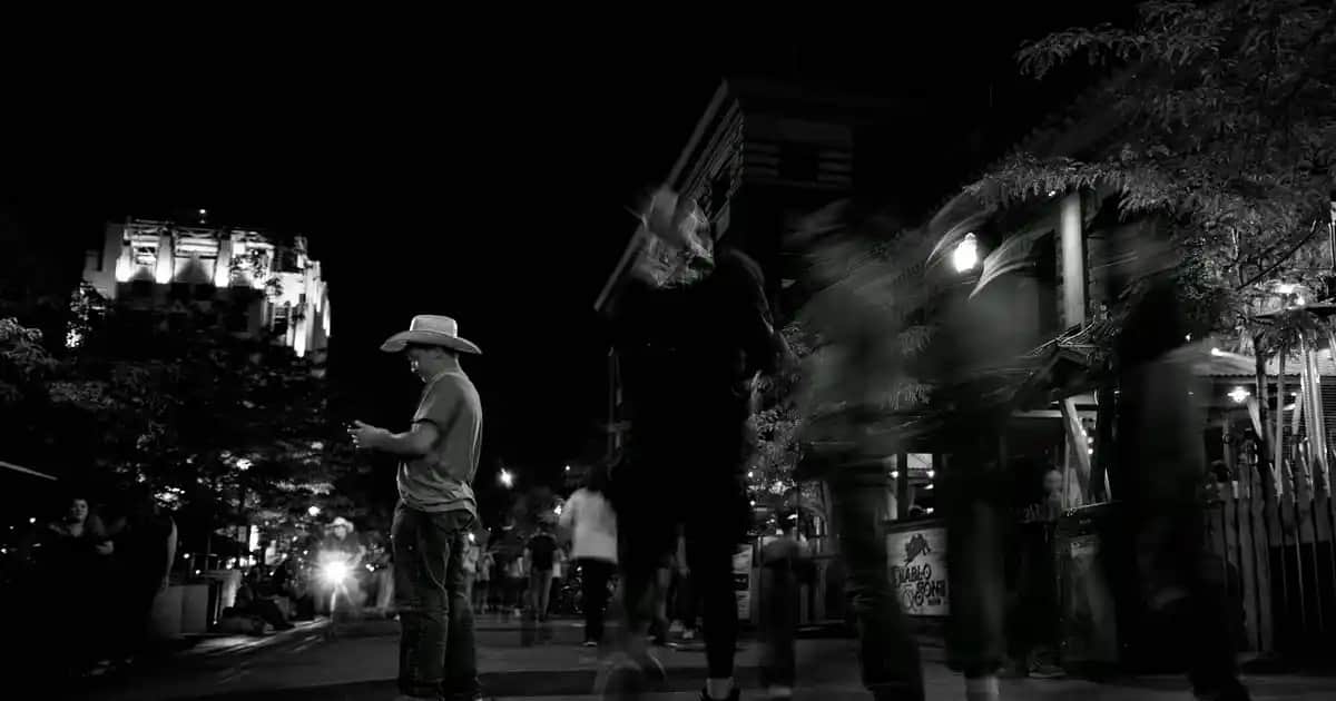 Diş İpi Fiyatları ve Çeşitleri: Sağlıklı Gülümsemeler İçin Bilmeniz Gerekenler