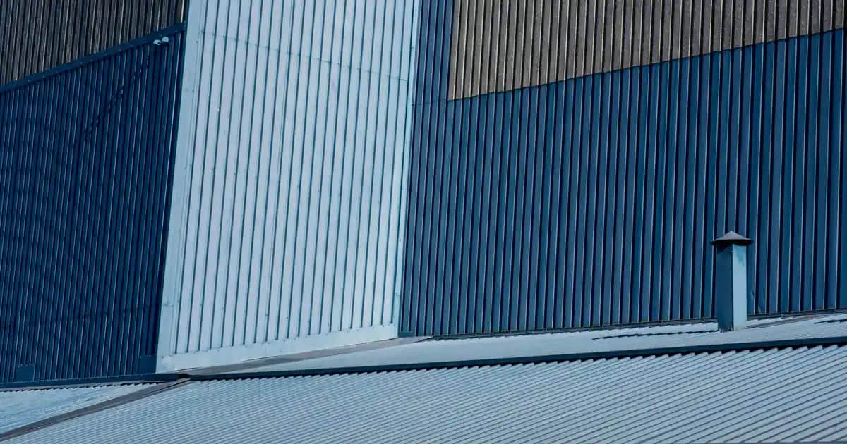 Ekstra Küllü Açık Kumral Saç Rengi: Doğallık ve Modernliğin Buluşması