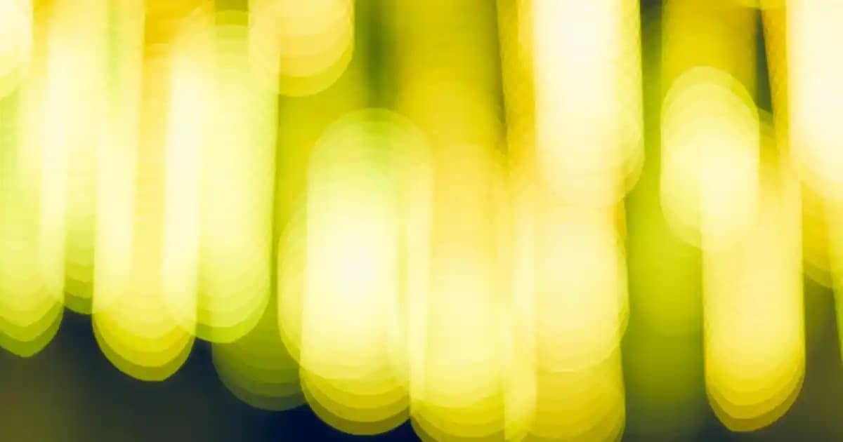 Flormar PL202 Satiny Pink Oje: Uzun Süre Dayanan Parlak ve Şık Manikür Seçeneği