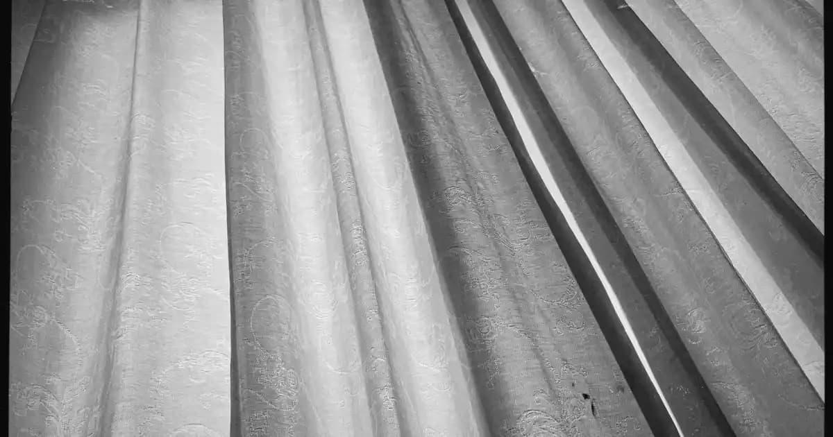 Gözenek Sıkılaştırıcı Sabunlar ile Daha Sağlıklı ve Sıkı Cilt Bakımı Rehberi