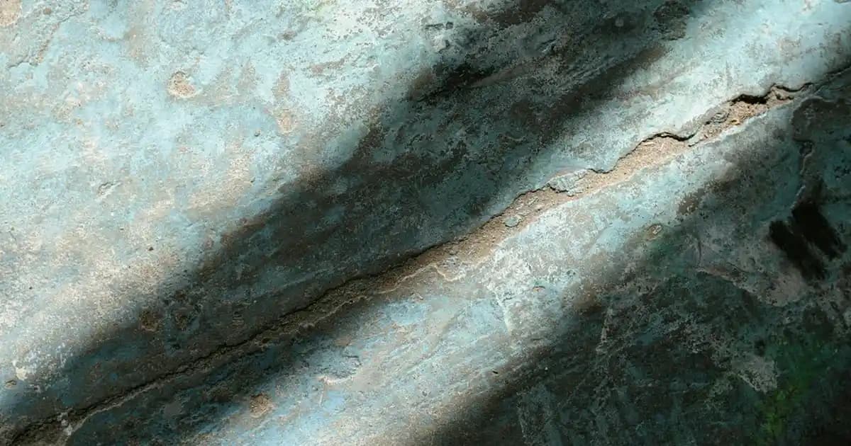 Güneş Lekeleri İçin En Etkili Serumlar ve Cilt Tonunu Eşitleyen Bakım Yöntemleri