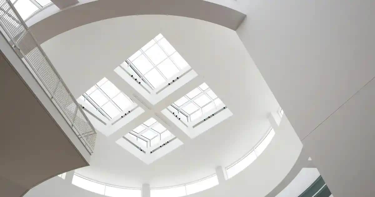 L'Oréal Dudak Kalemi ile Kusursuz ve Kalıcı Dudaklar İçin Profesyonel Makyaj Rehberi